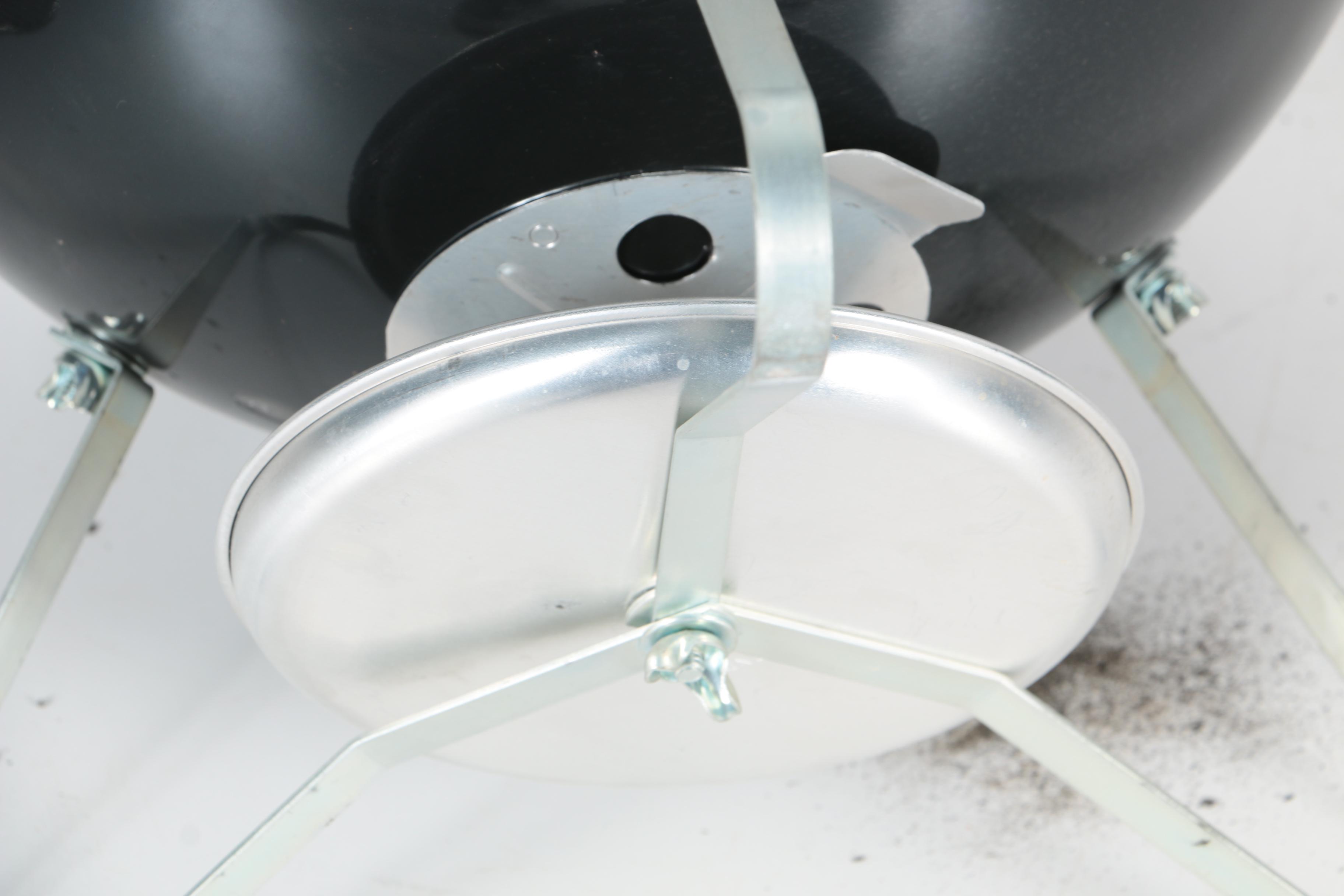 Weber Kettle Charcoal Grill