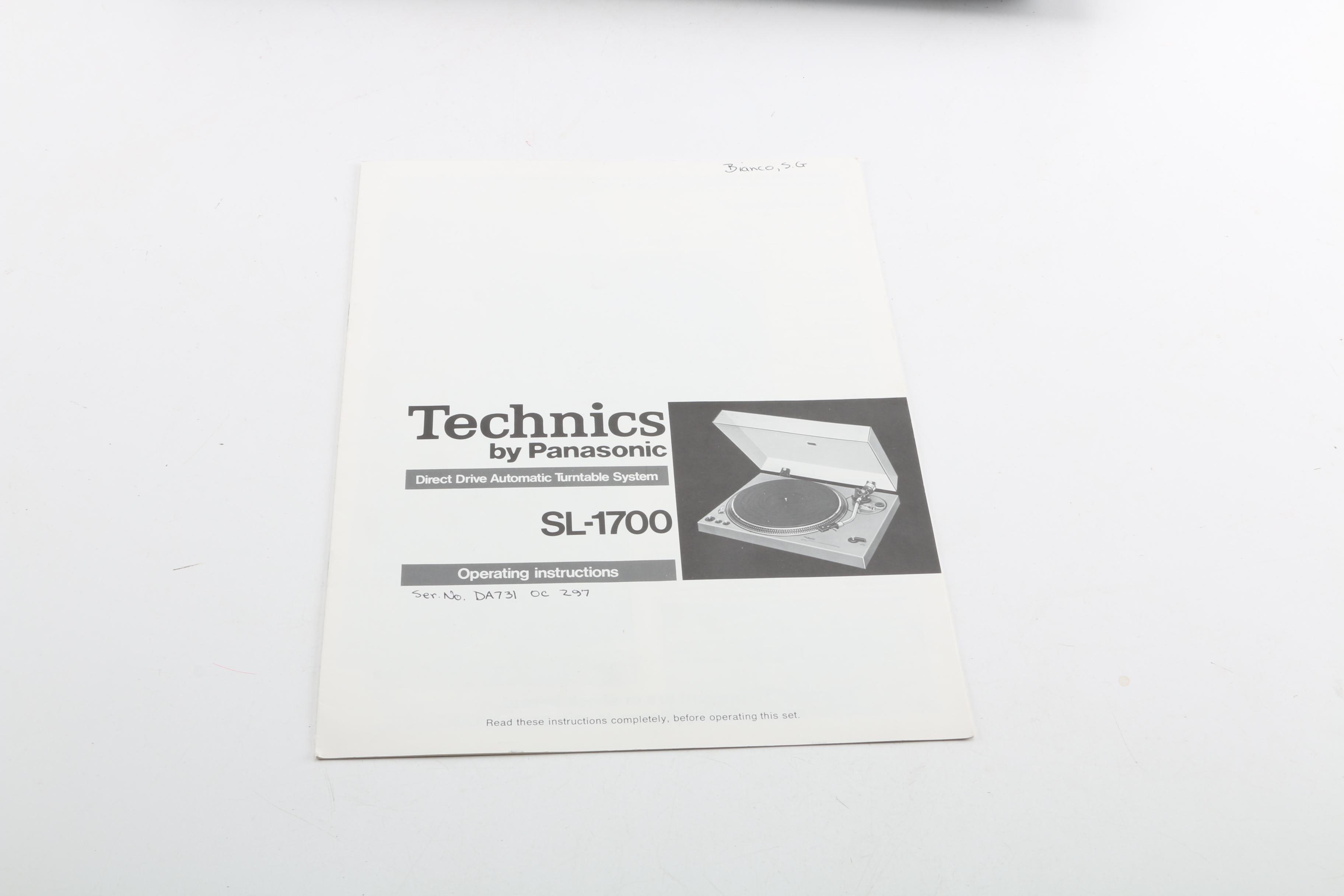 Technics SL-1700 Turntable