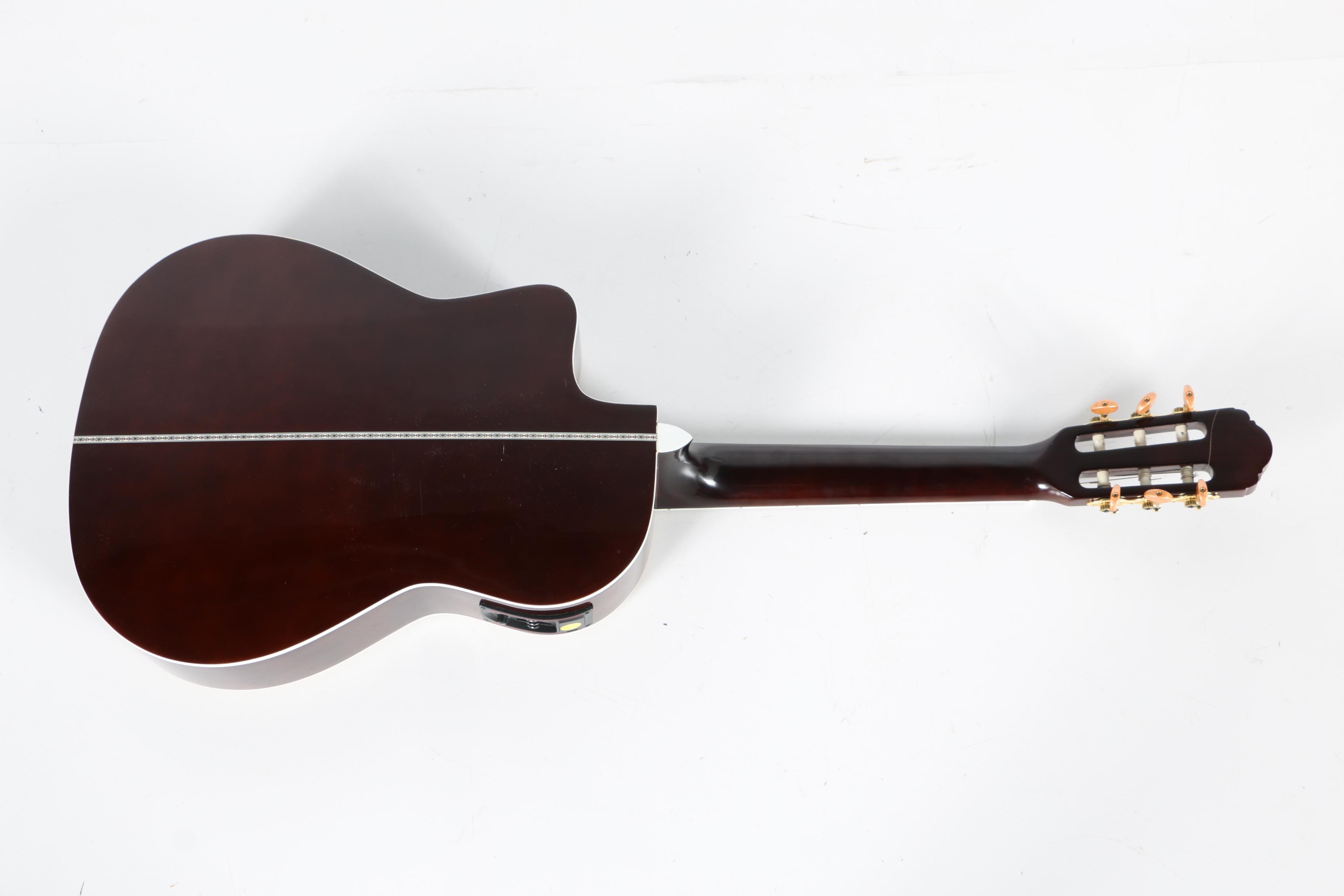 Esteban Granada G-100 Acoustic/Electric Classical Guitar and ES-15A Amp