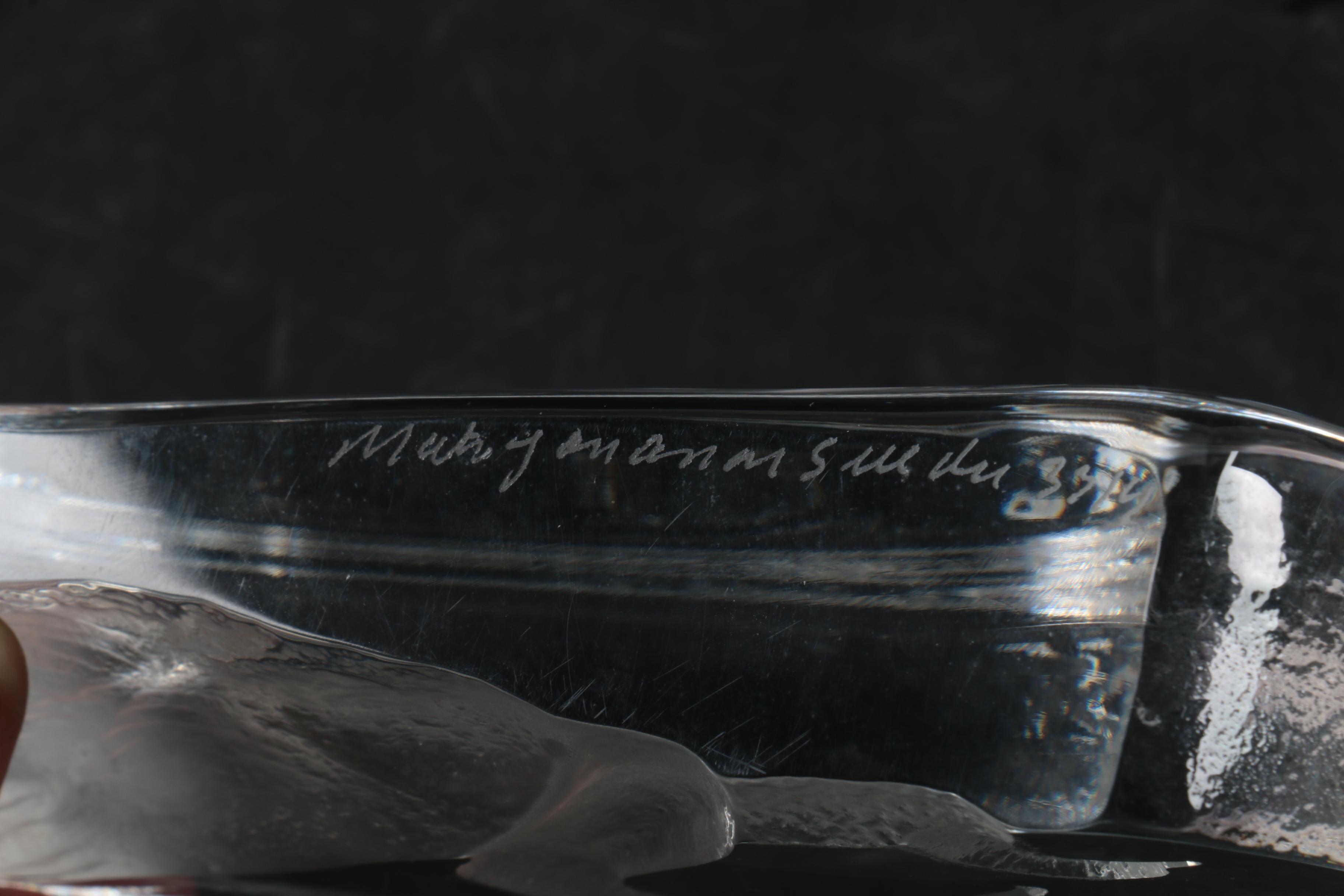 Mats Jonasson Etched Crystal Swan Paperweight