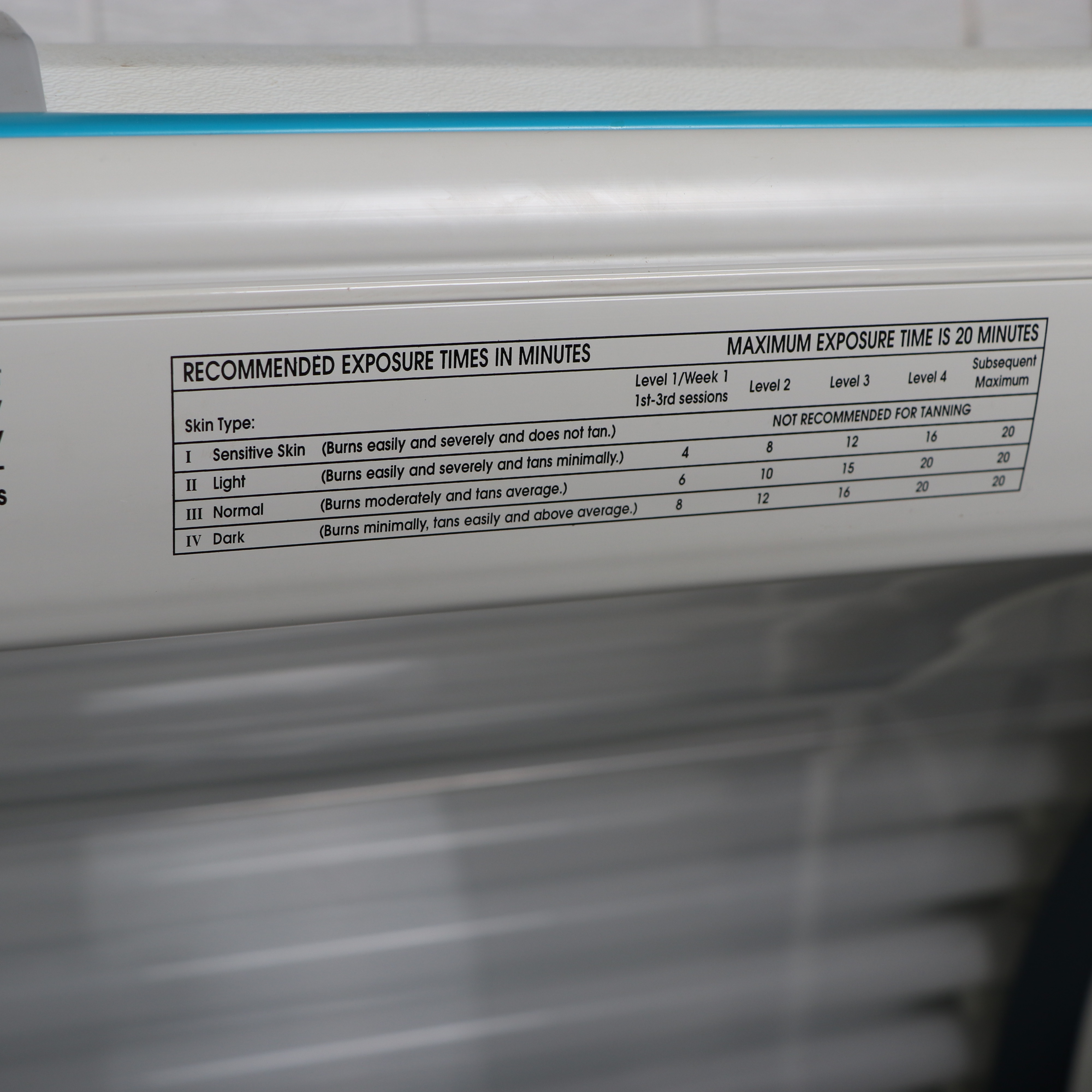 SunQuest Pro 24RS Tanning Bed by Wolff System