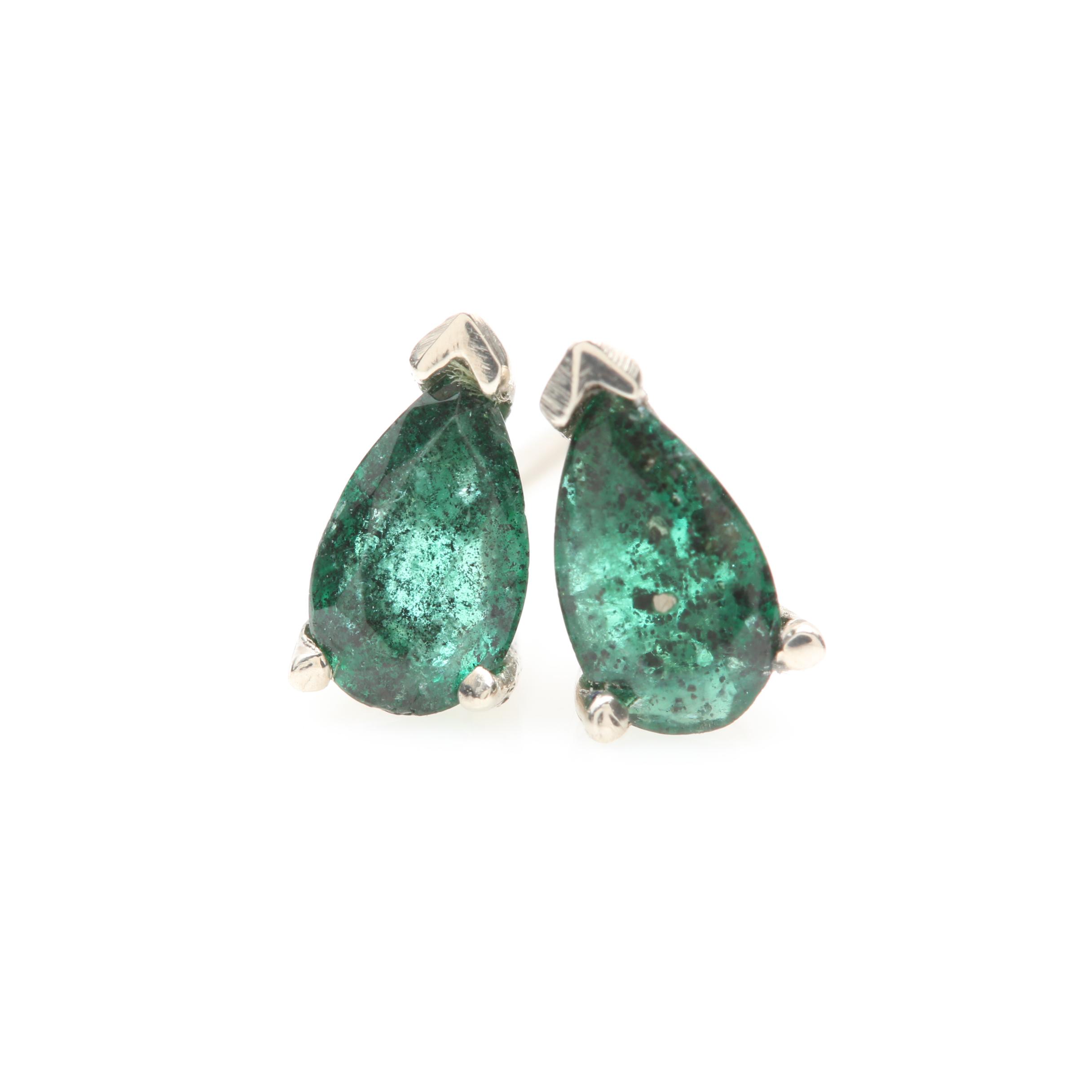 14K White Gold Emerald Stud Earrings