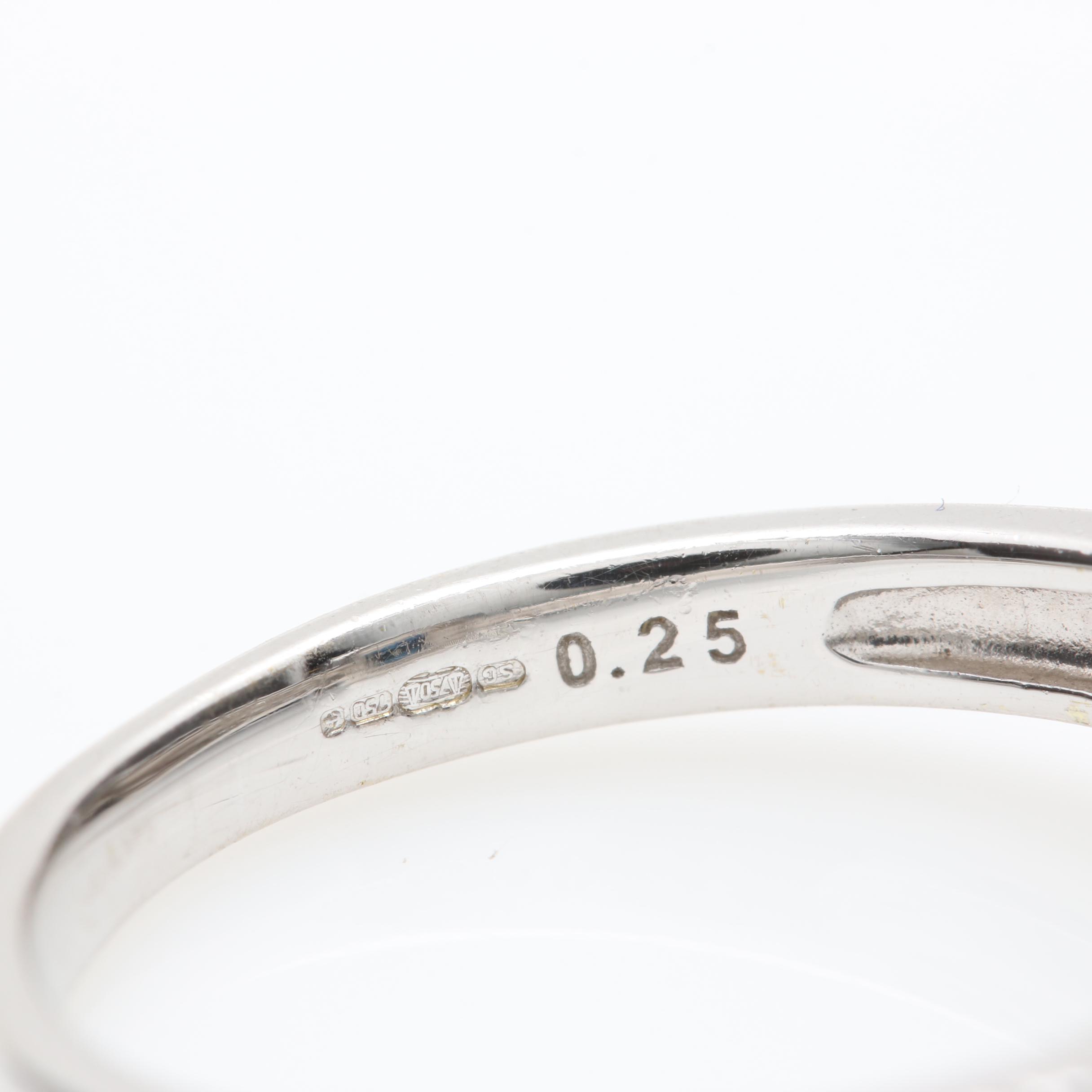 18K White Gold Blue Sapphire and Diamond Ring