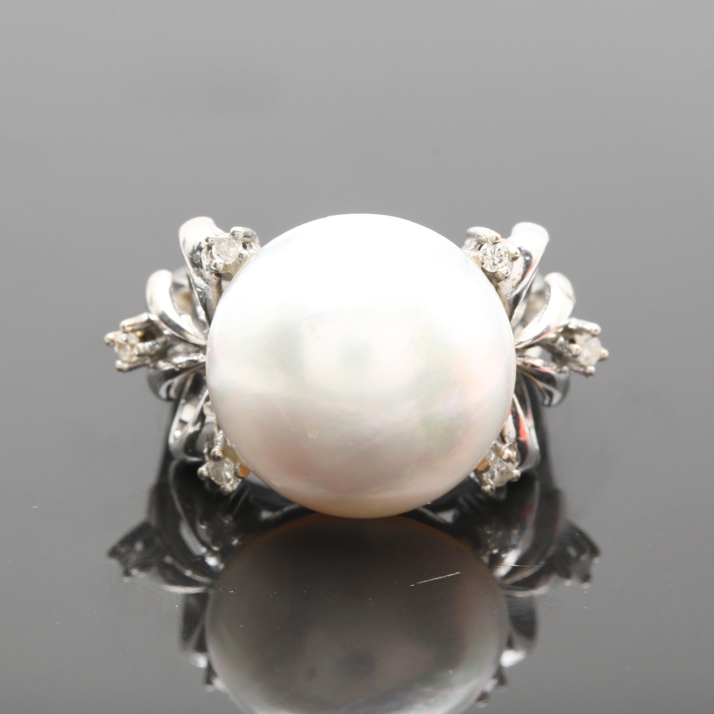 Vintage 14K White Gold Cultured Mabe Pearl and Diamond Ribbon Ring