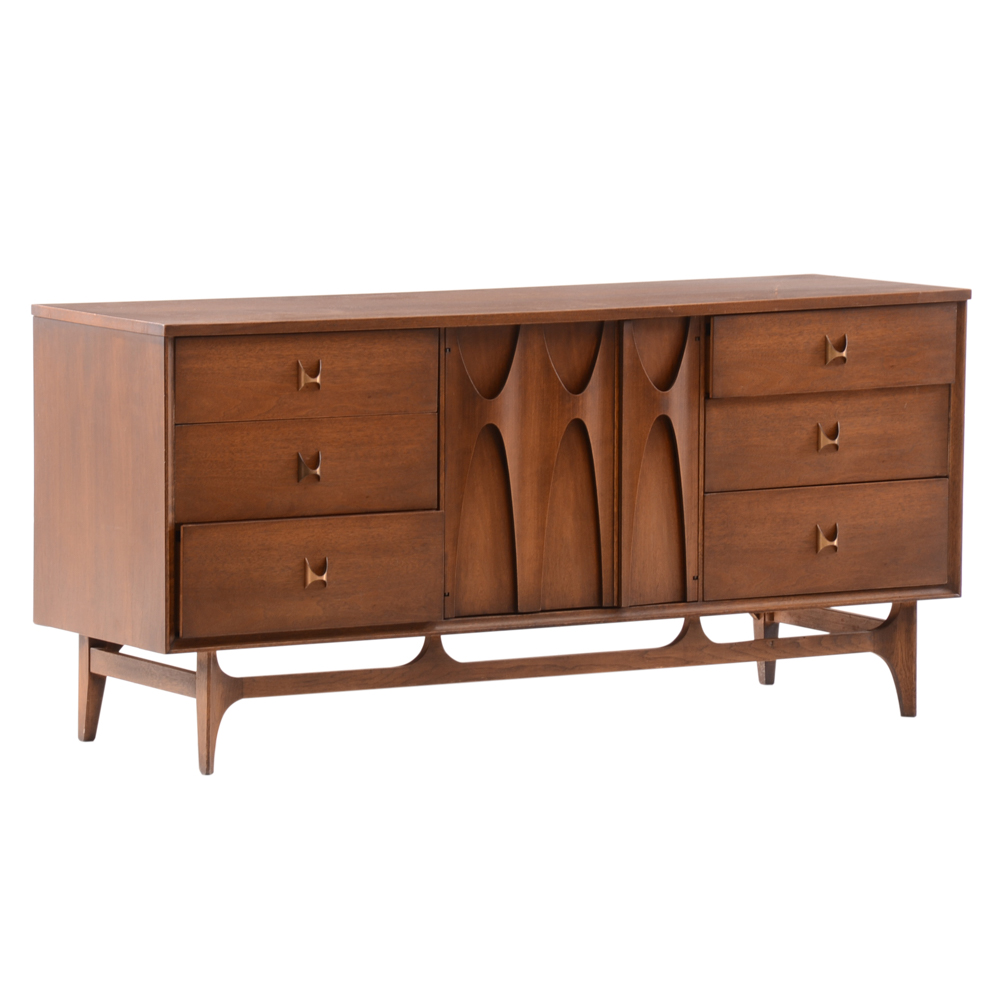 Mid Century Modern Broyhill Brasilia Dresser