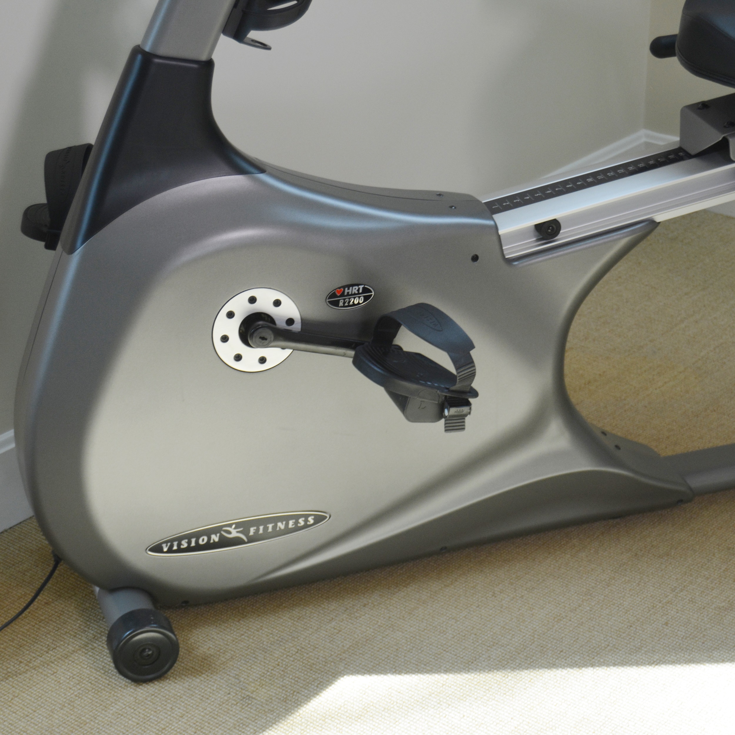 Vision Fitness R2200 HRT Fitness Bike