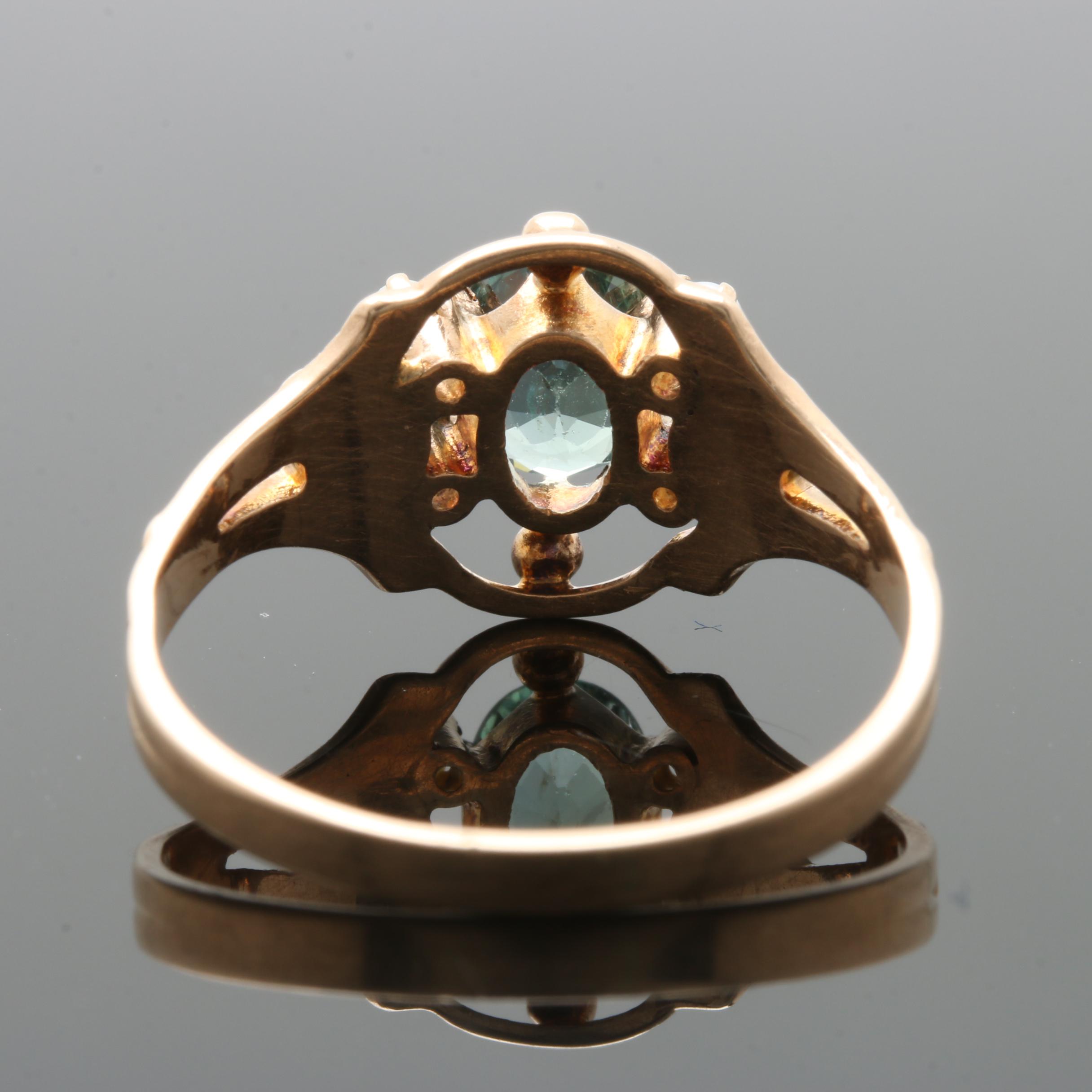 Vintage 10K Yellow Gold Green Sapphire and Seed Pearl Ring