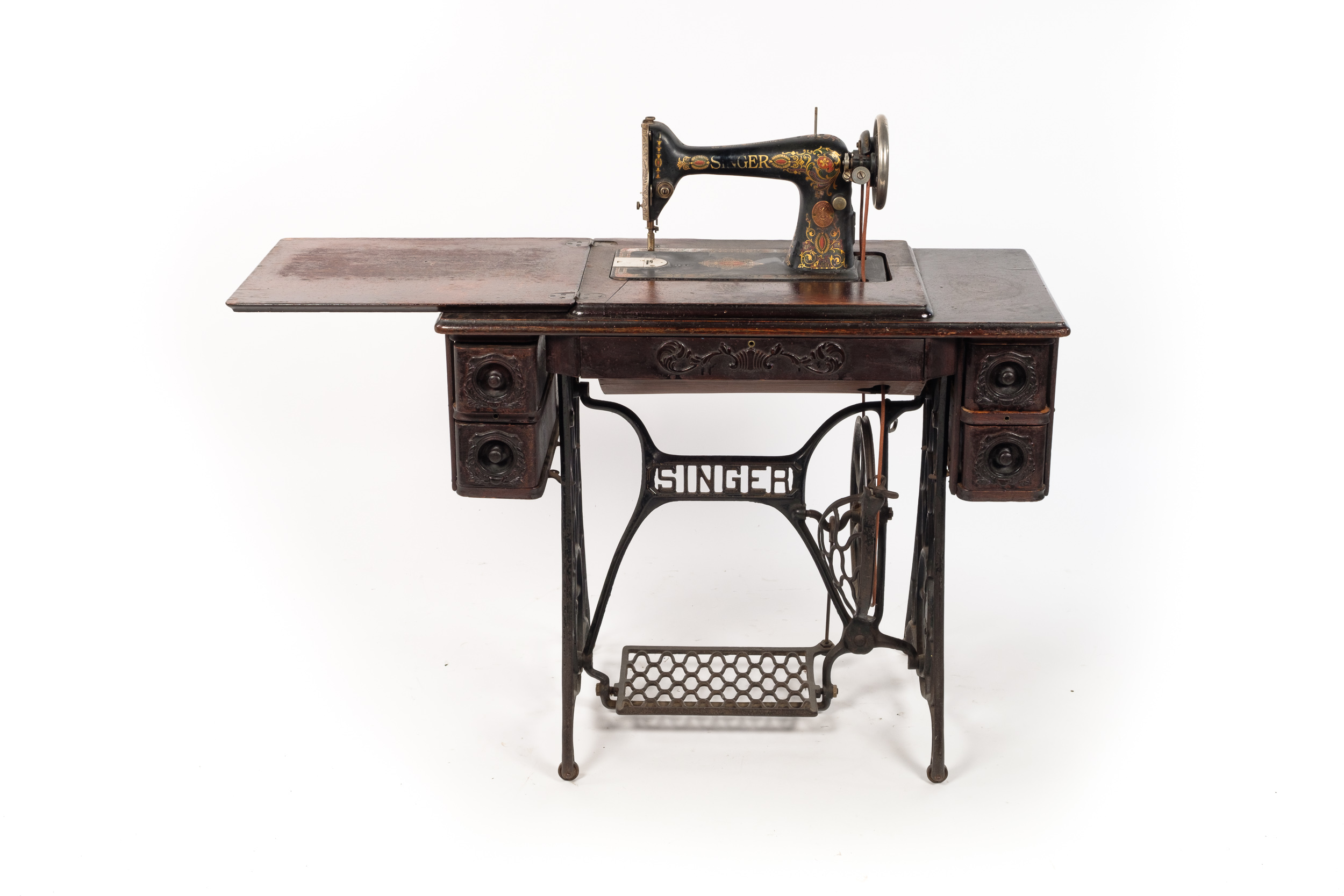 1919 Singer Treadle Sewing Machine