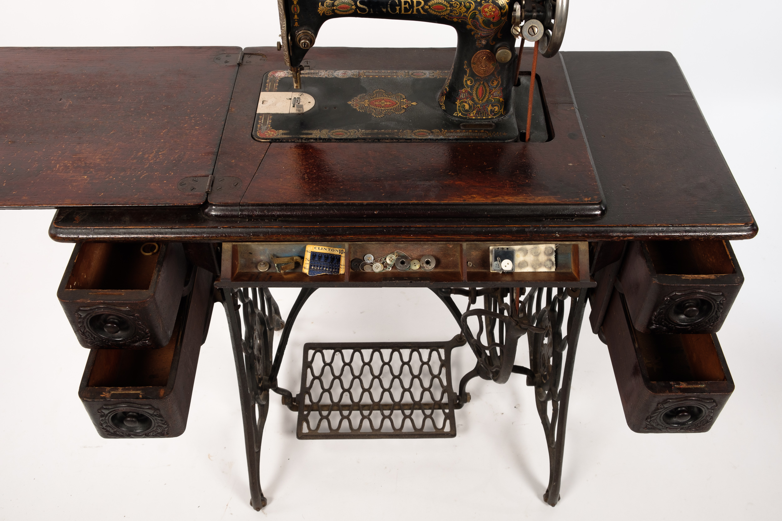 1919 Singer Treadle Sewing Machine