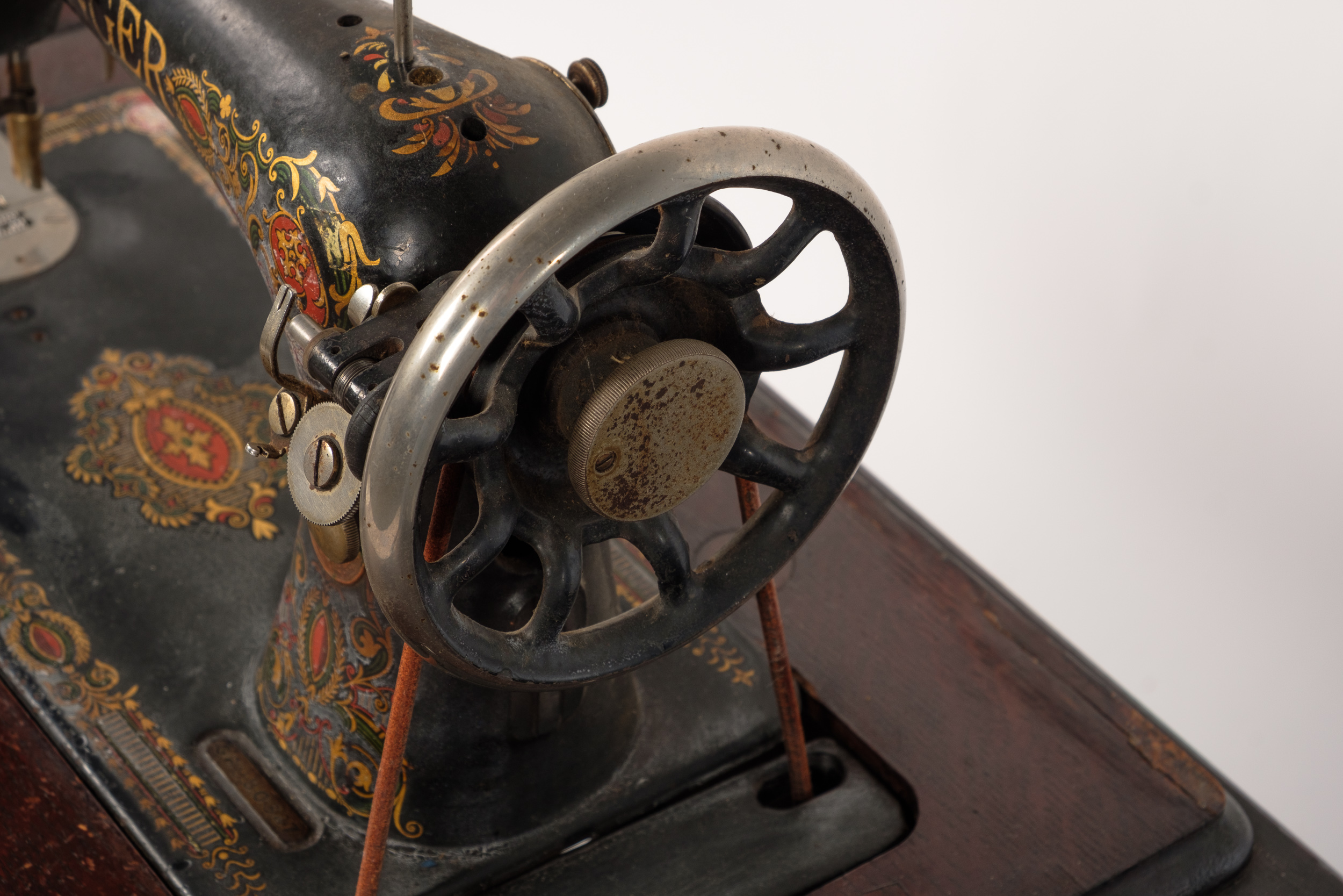 1919 Singer Treadle Sewing Machine