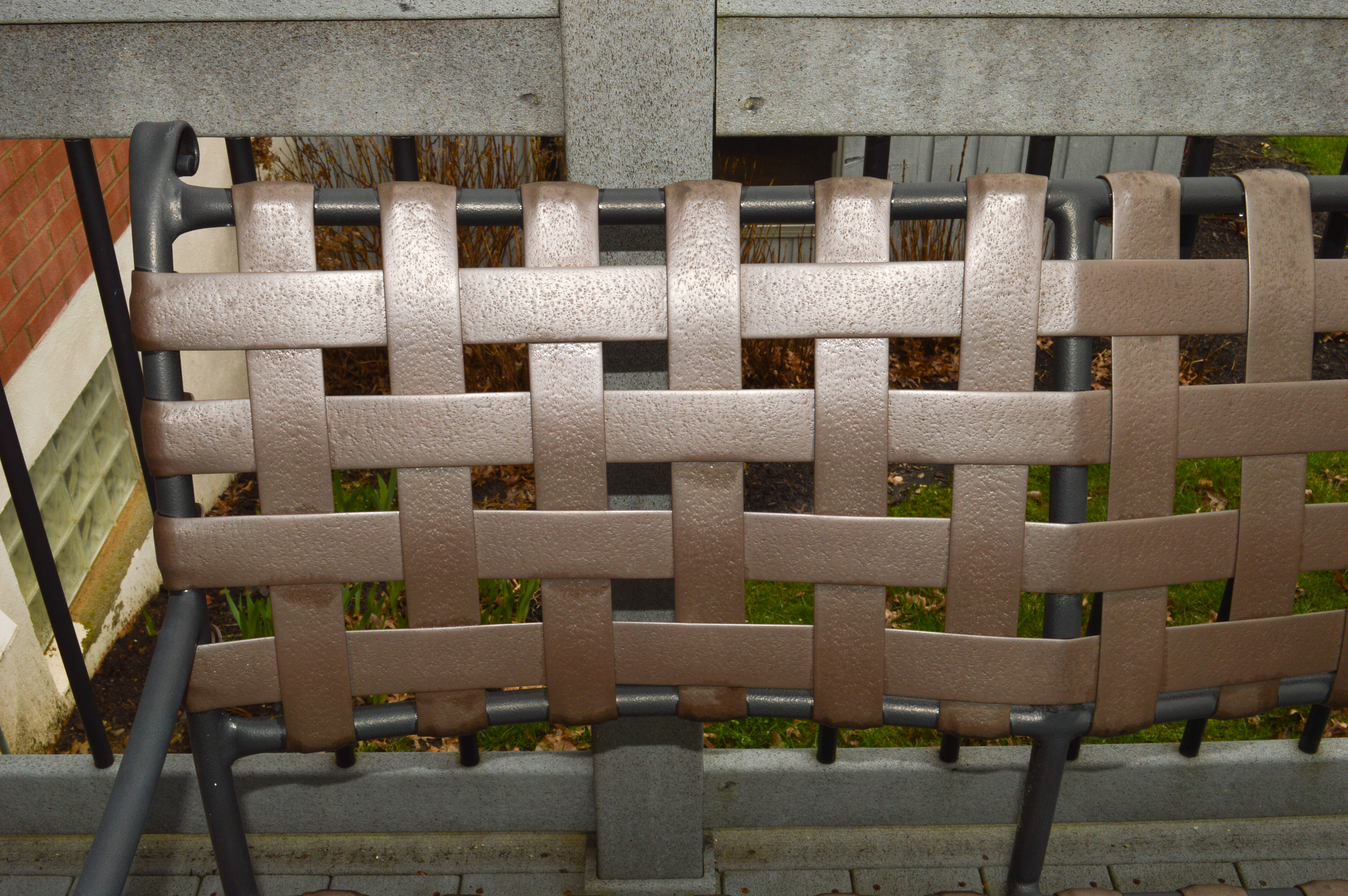 Brown Jordan Patio Set With Glider