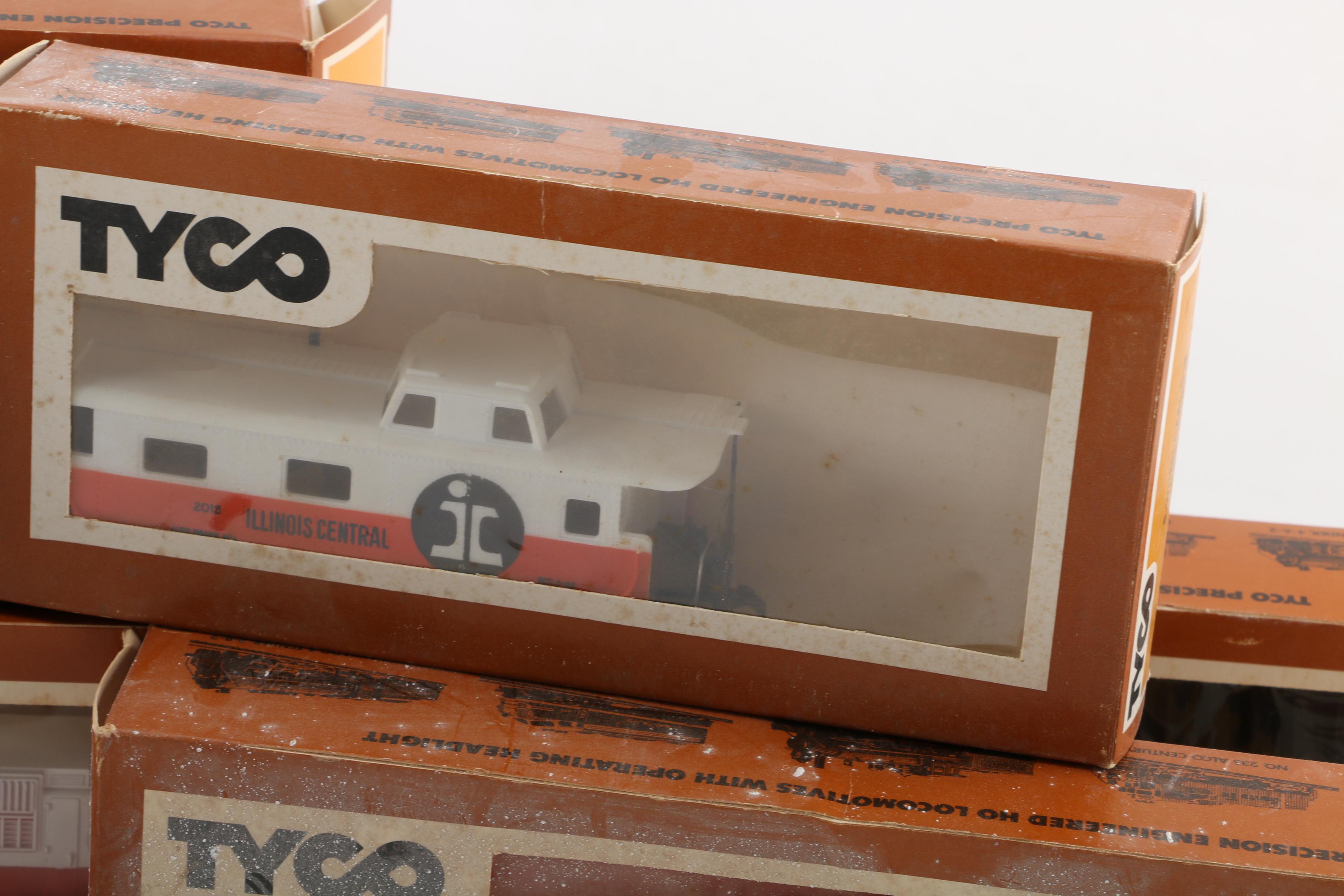 Tyco Model Trains with Track and Transformer