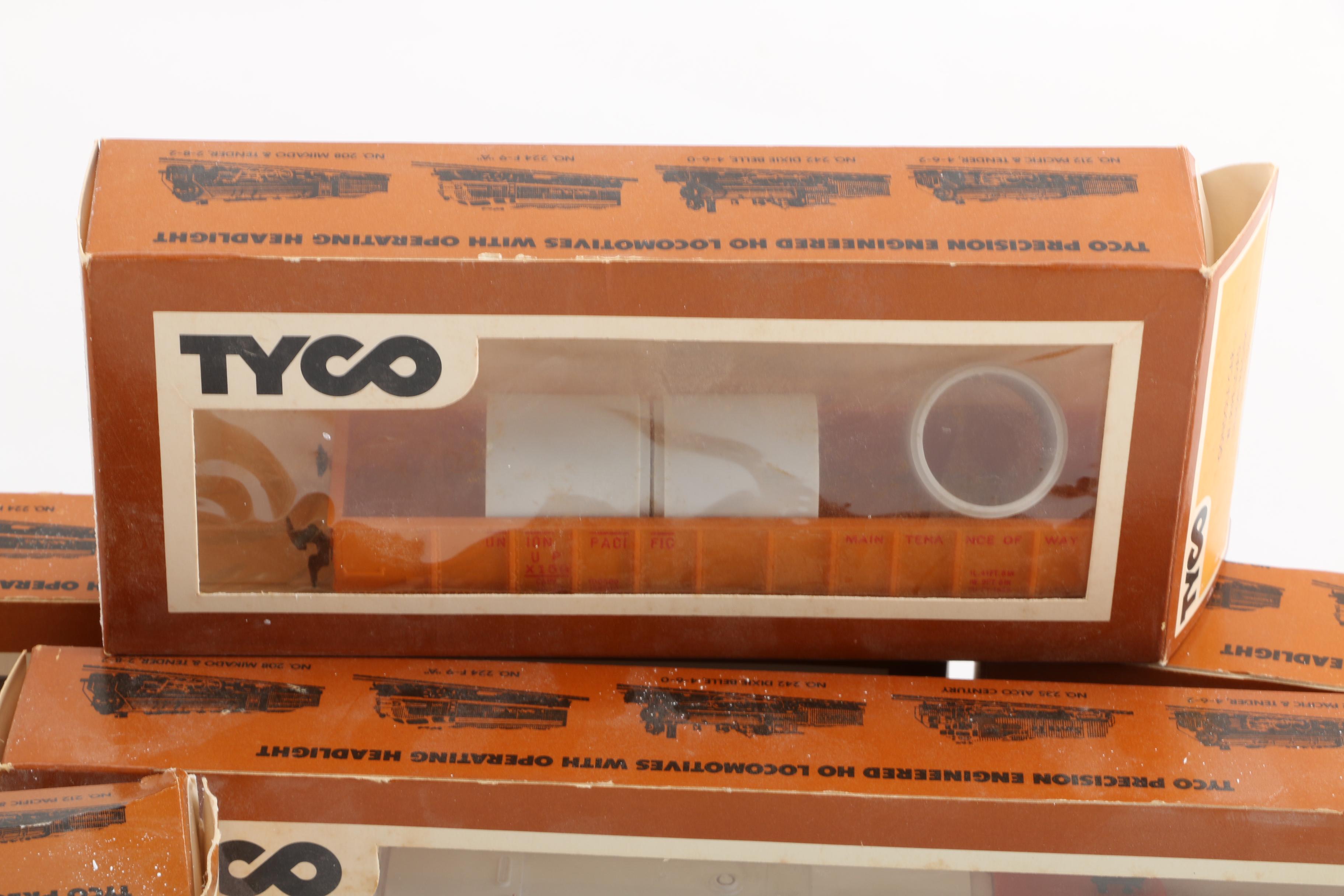 Tyco Model Trains with Track and Transformer