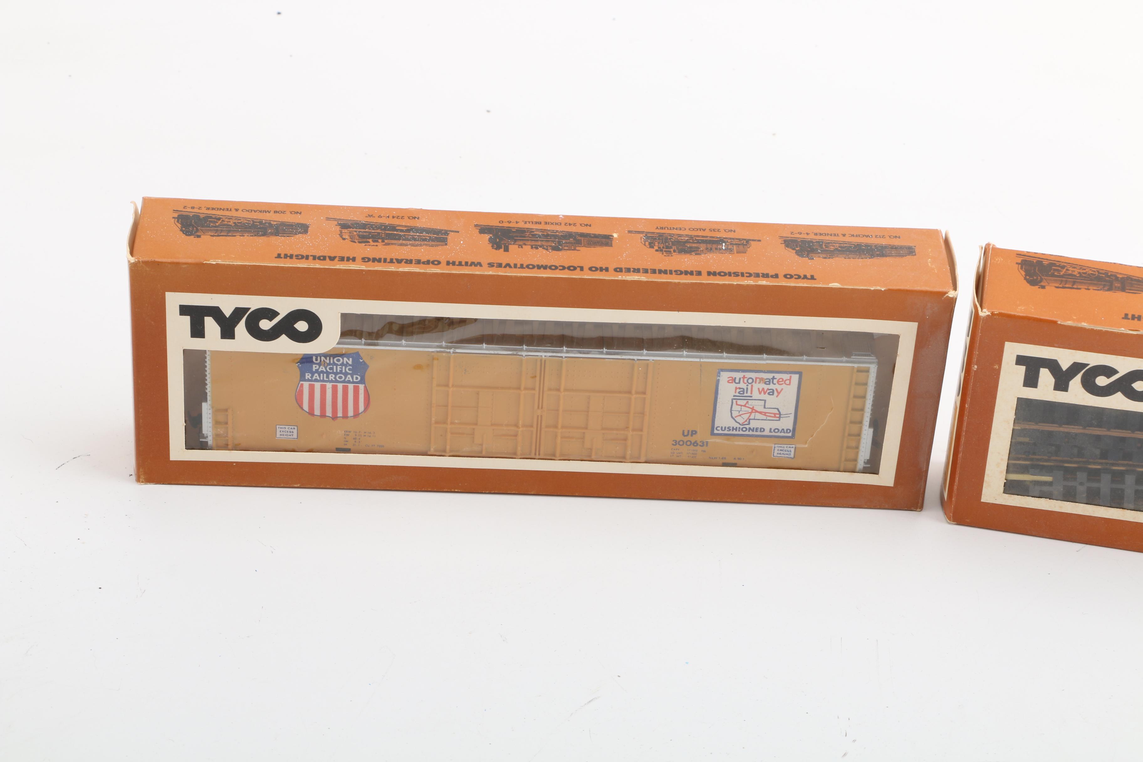 Tyco Model Trains with Track and Transformer