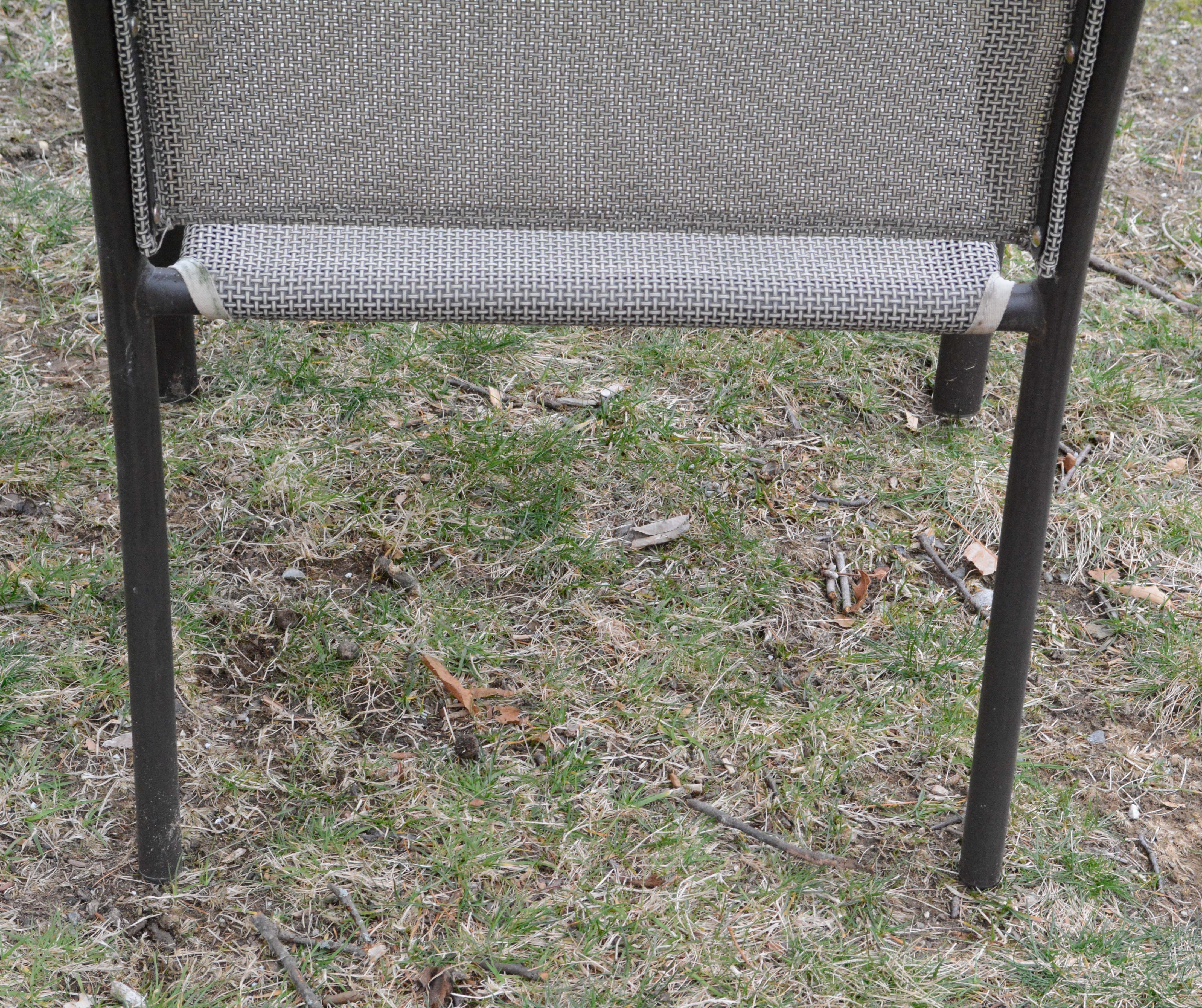Metal Patio Armchairs with Side Table