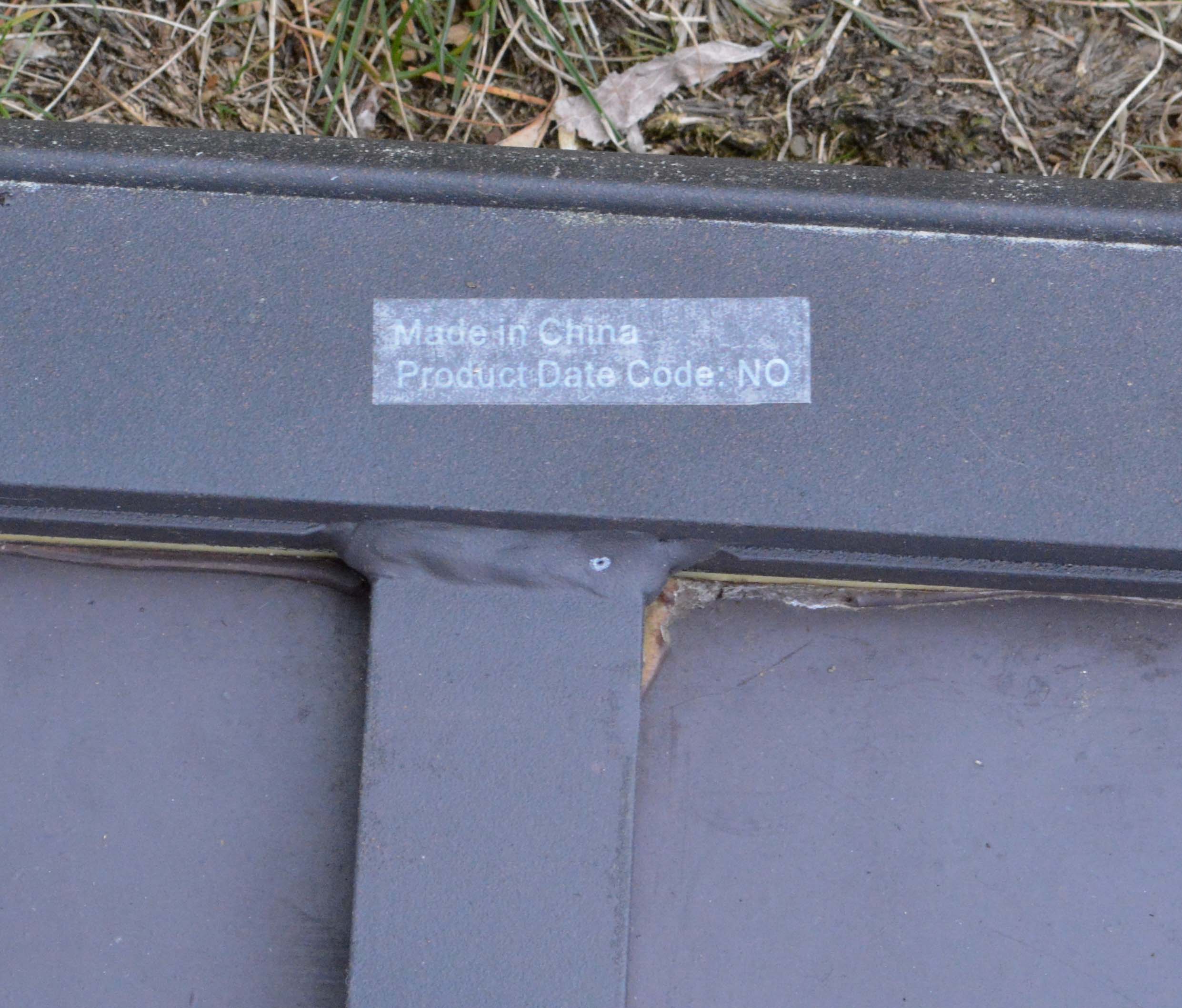 Metal Patio Armchairs with Side Table