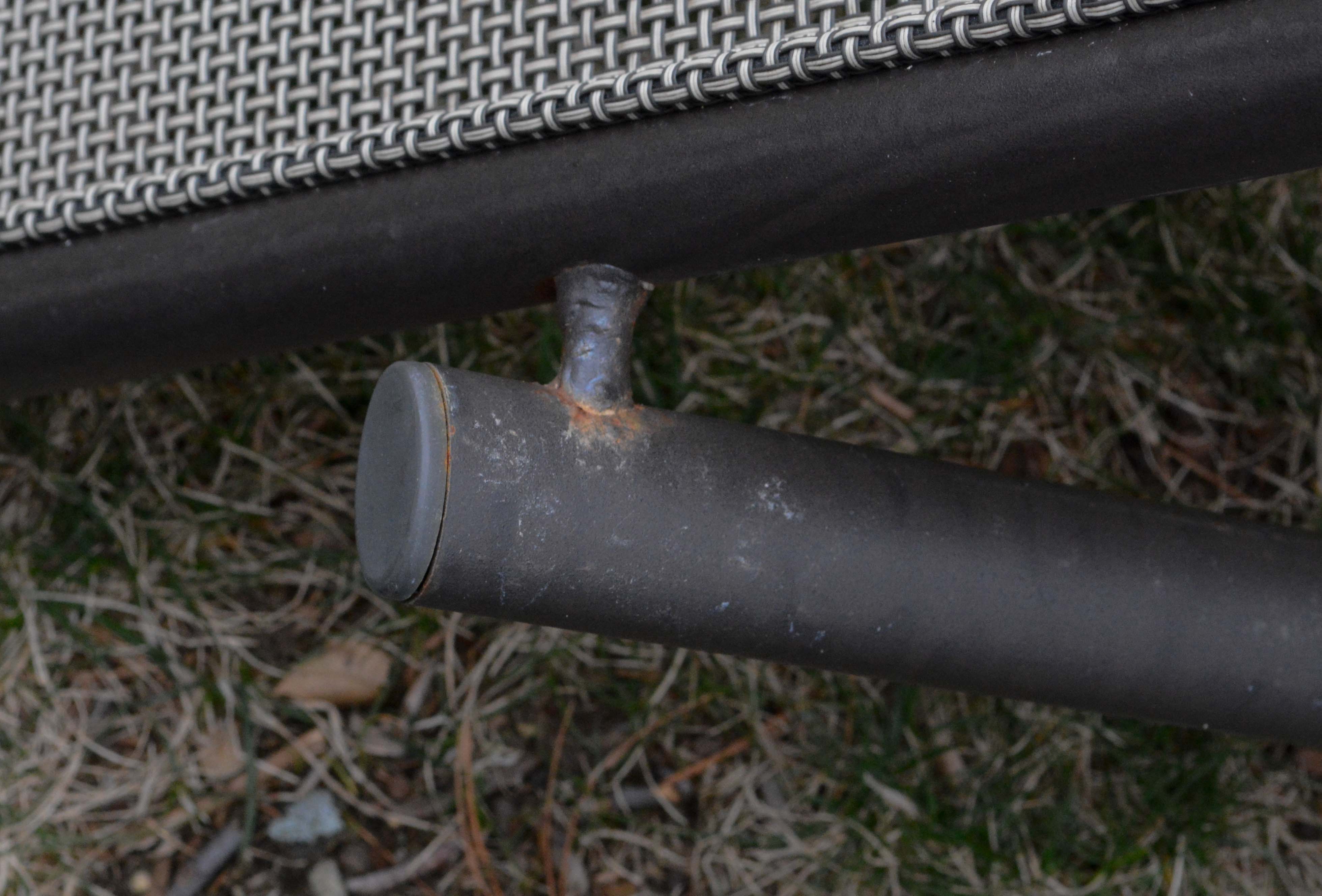 Metal Patio Armchairs with Side Table