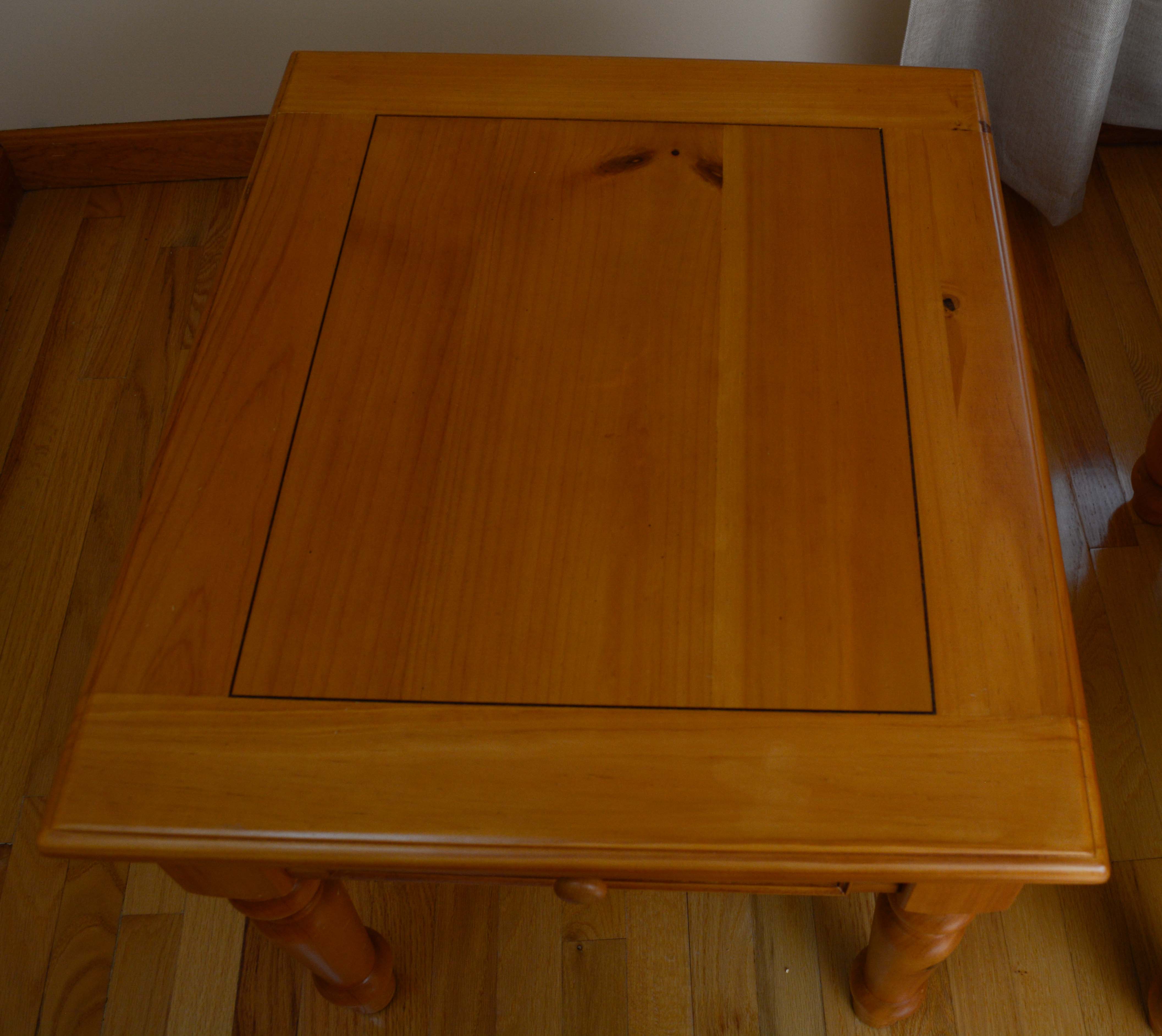 Colonial Style Pine End Table and Coffee Table