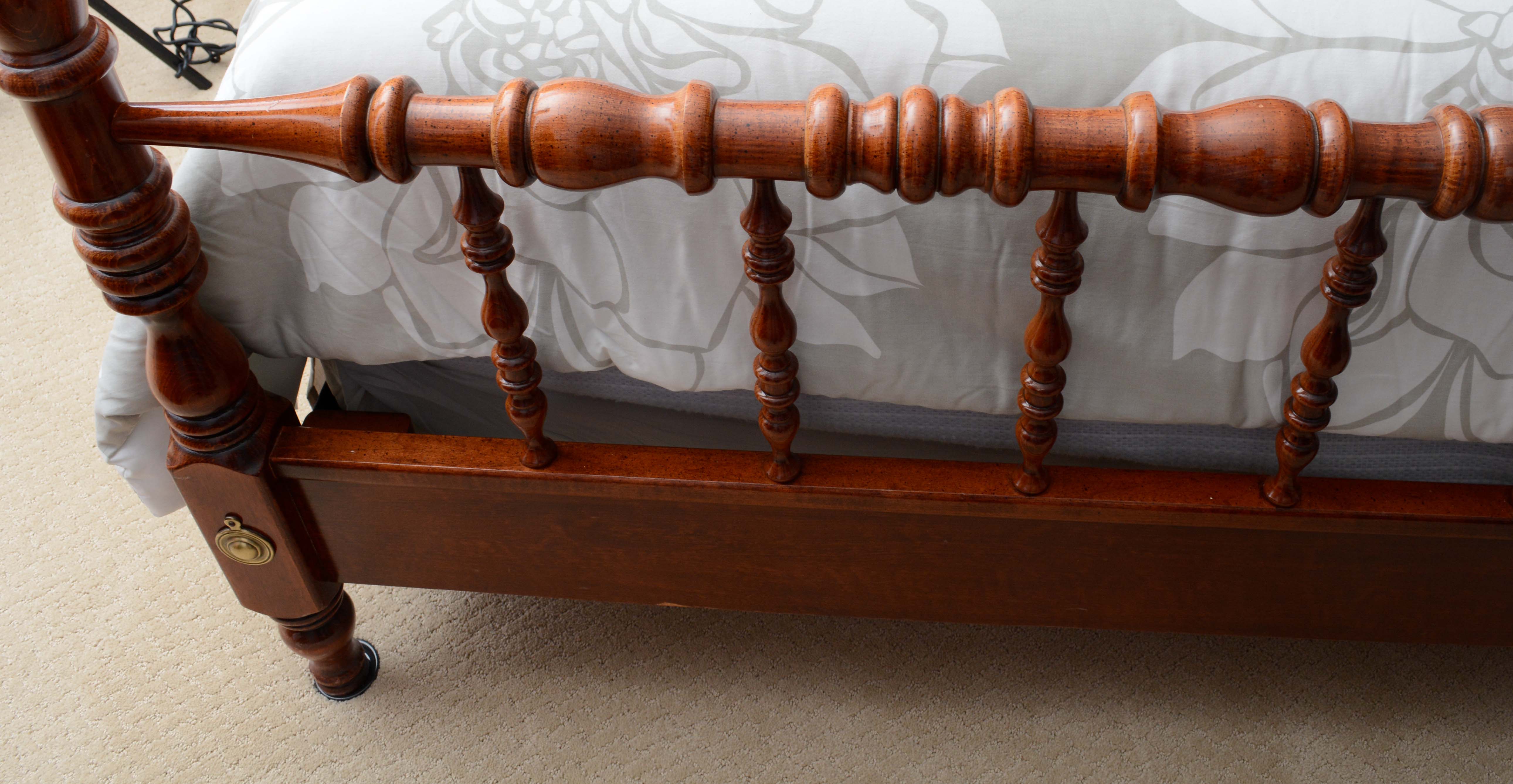 Vintage Colonial Style Queen Size Bed Frame