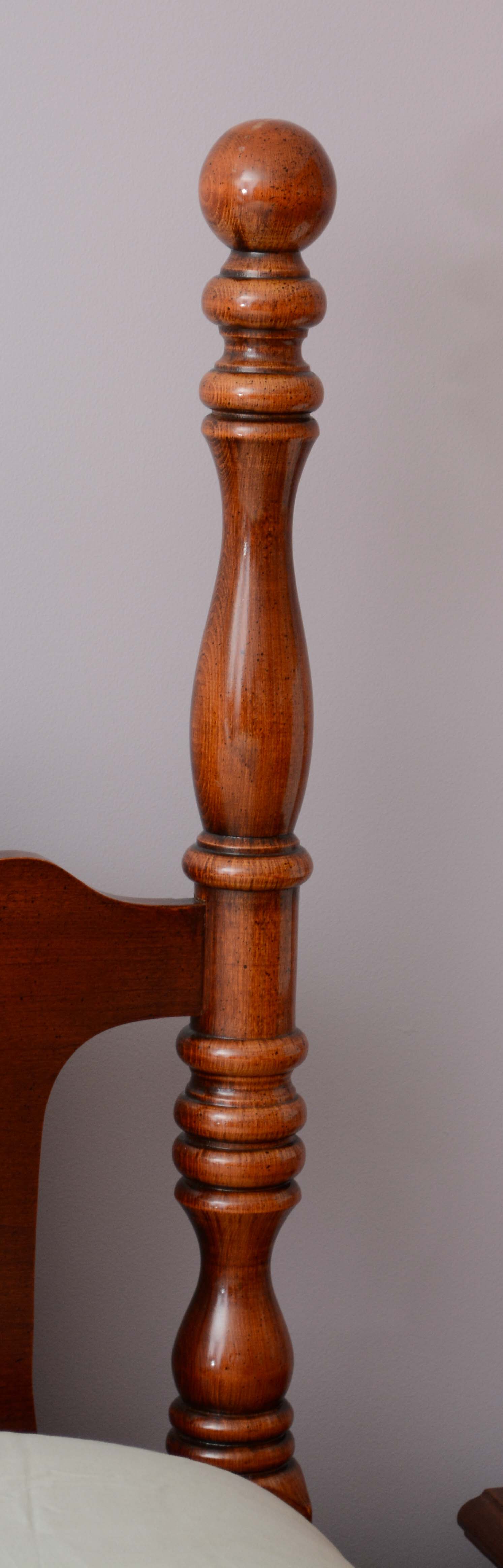 Vintage Colonial Style Queen Size Bed Frame