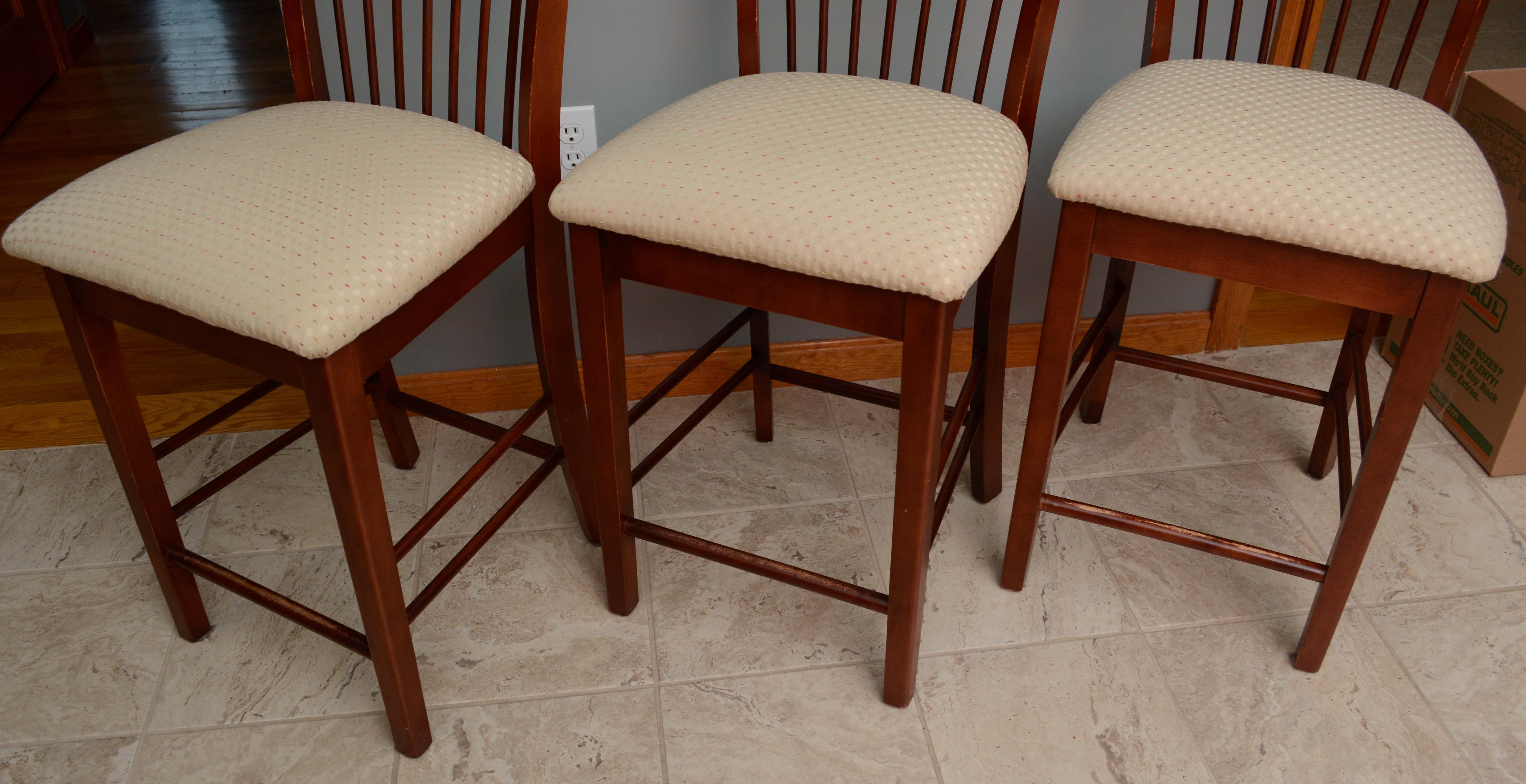 Spindle Back Counter Height Bar Stools