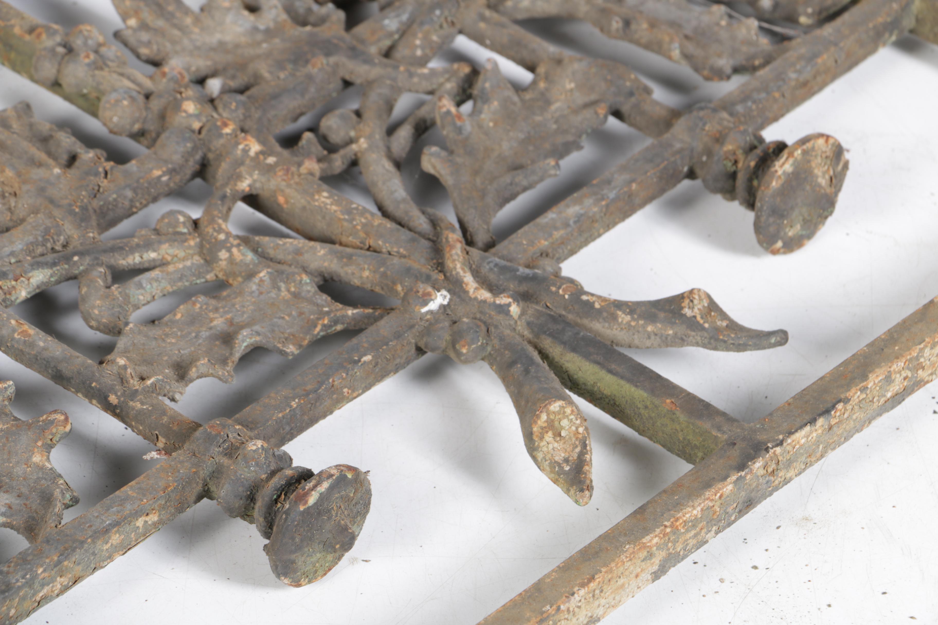 Vintage Acanthus Motif Cast Metal Decorative Balconet Rail