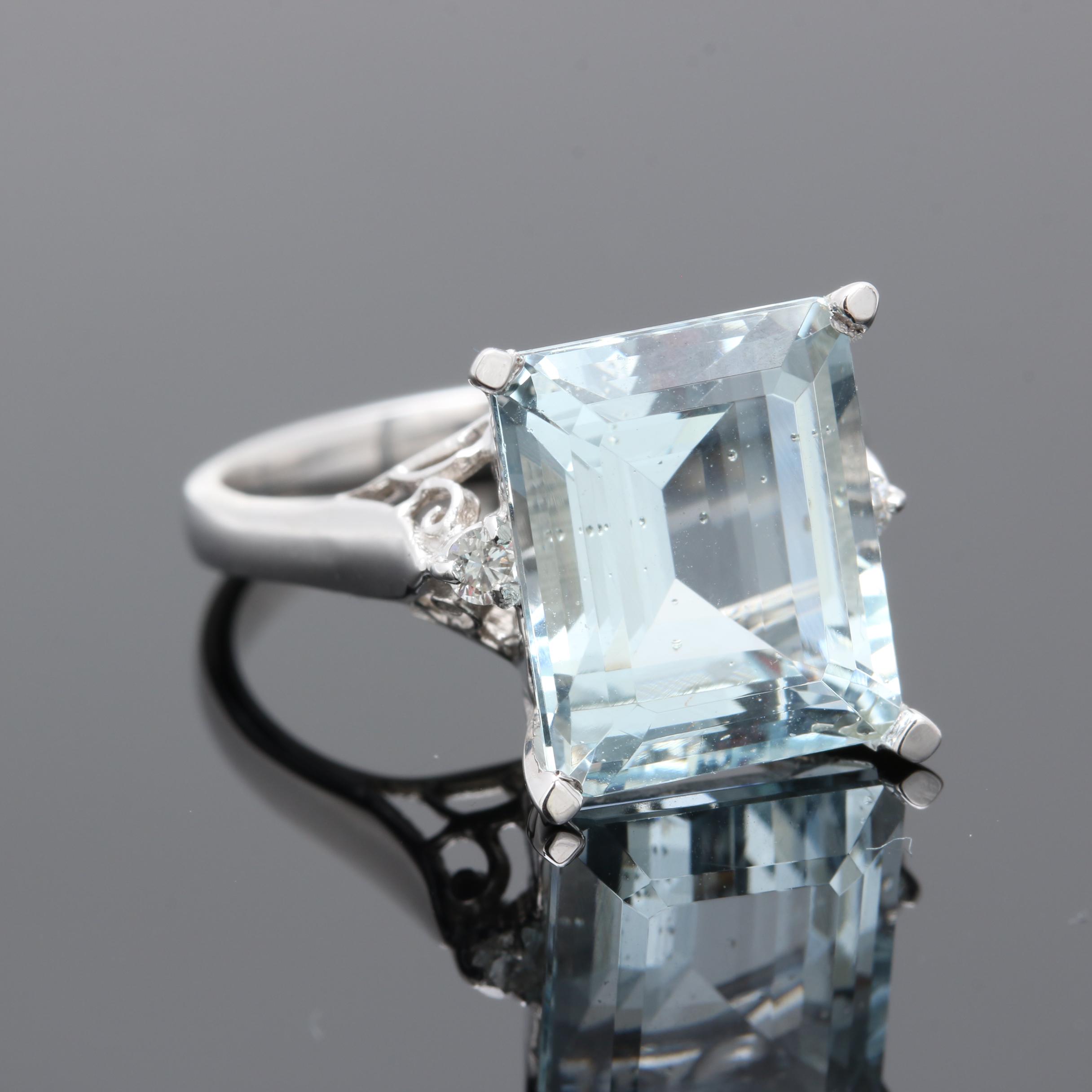 14K White Gold 6.03 CT Aquamarine and Diamond Ring