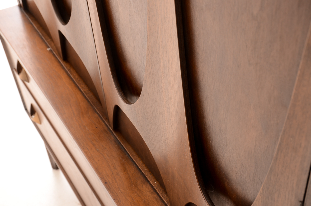 Mid Century Modern Broyhill Brasilia Dresser