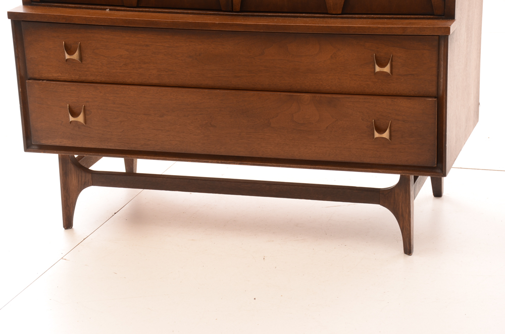 Mid Century Modern Broyhill Brasilia Dresser