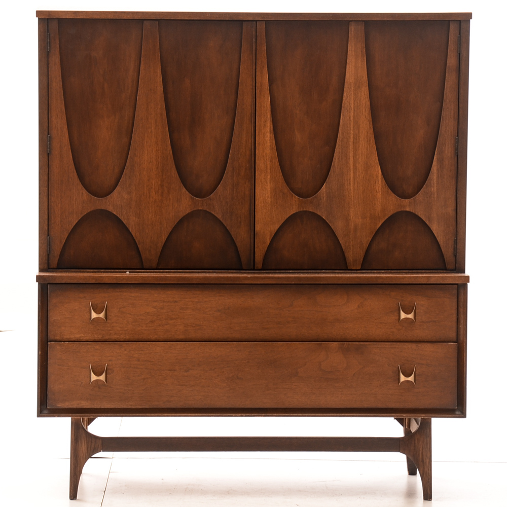 Mid Century Modern Broyhill Brasilia Dresser