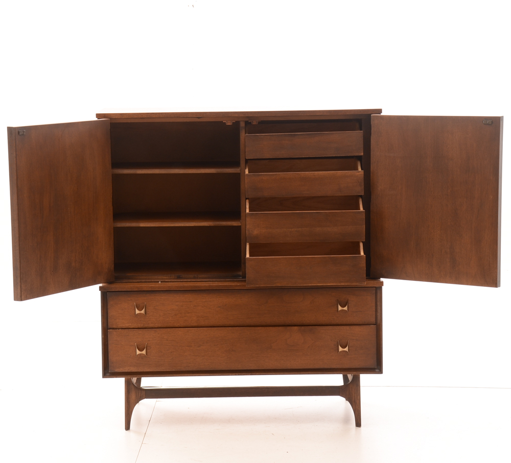 Mid Century Modern Broyhill Brasilia Dresser