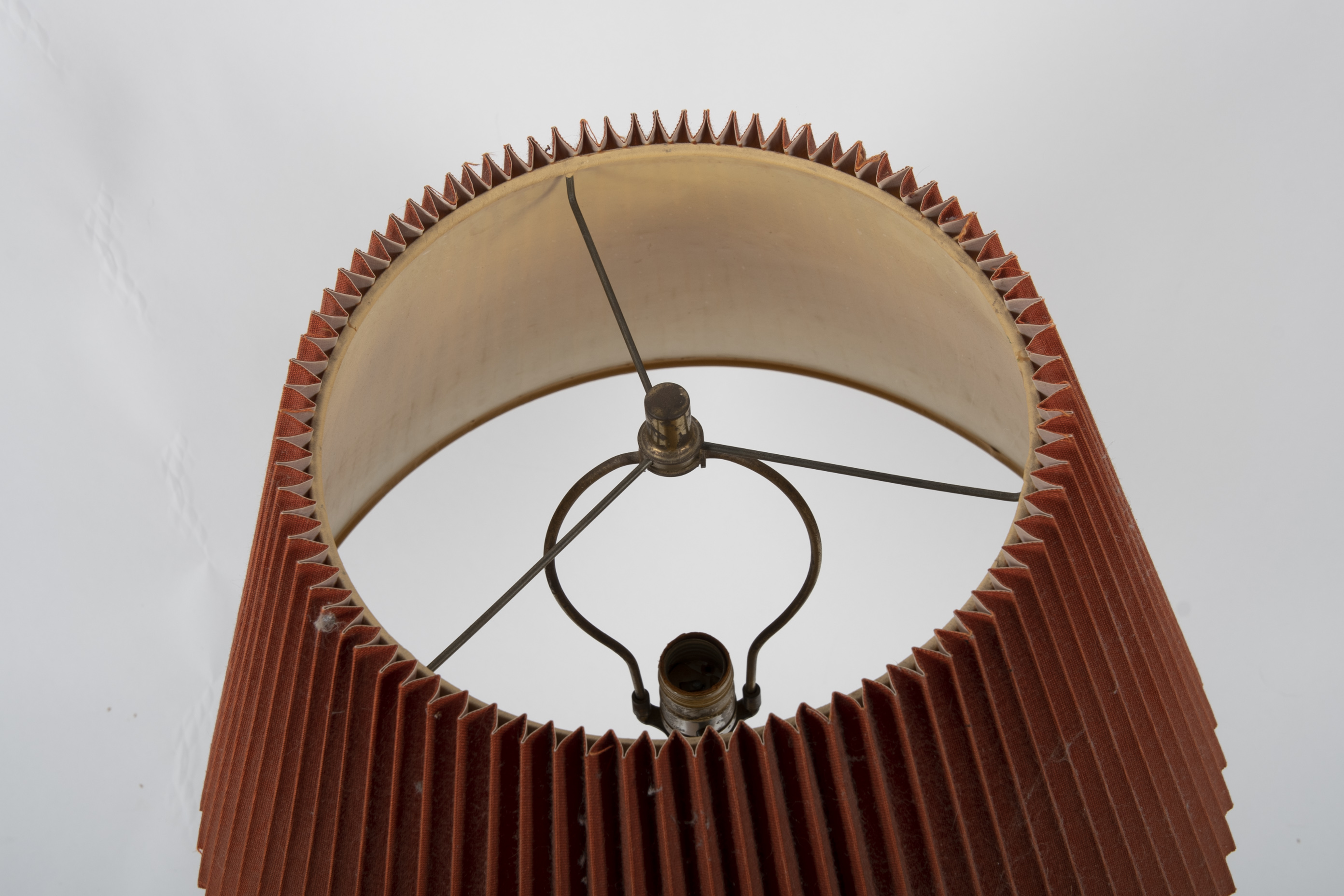 Vintage 1960 Quartite Creative Corp Textured Table Lamp