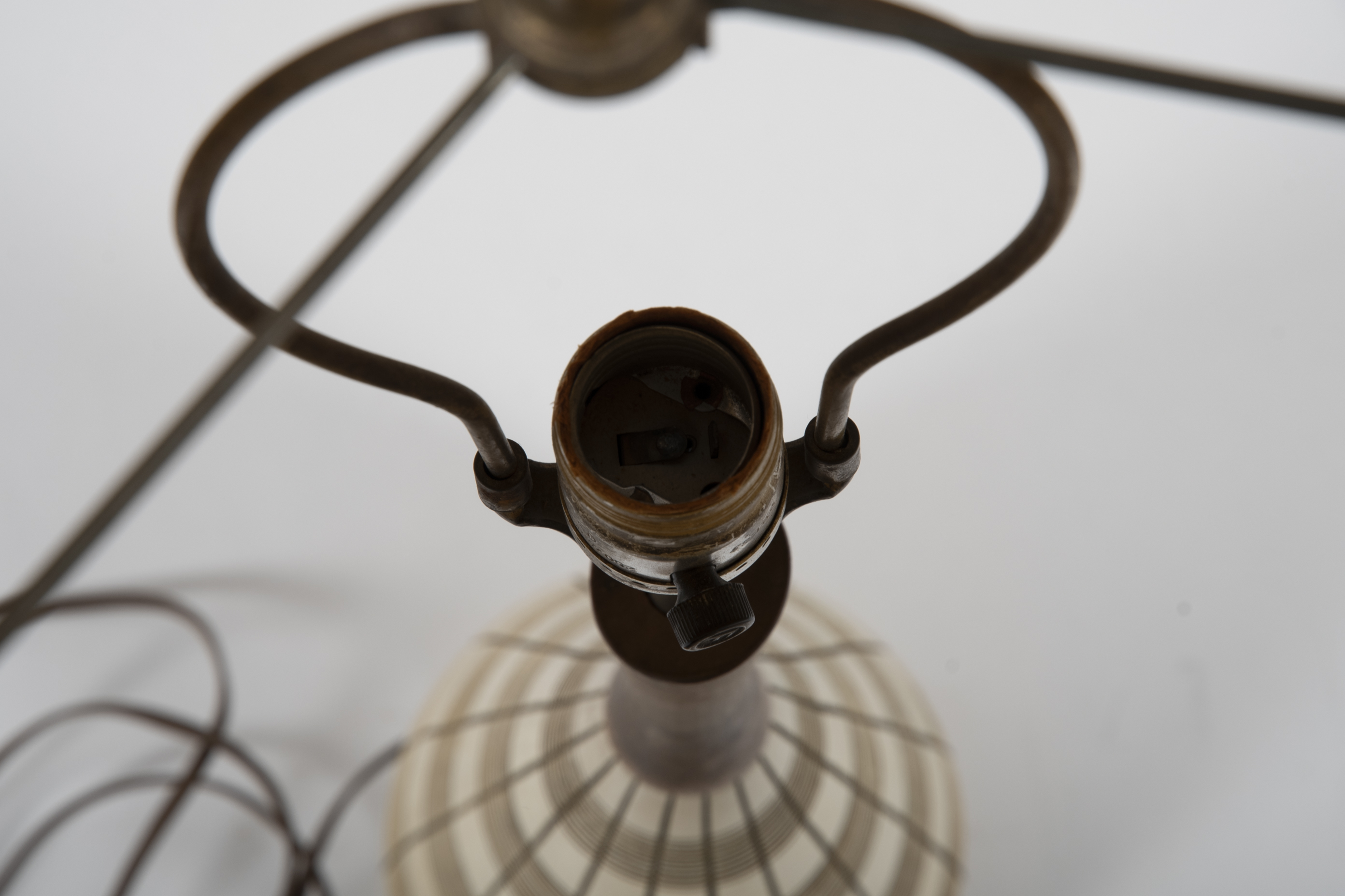 Vintage 1960 Quartite Creative Corp Textured Table Lamp