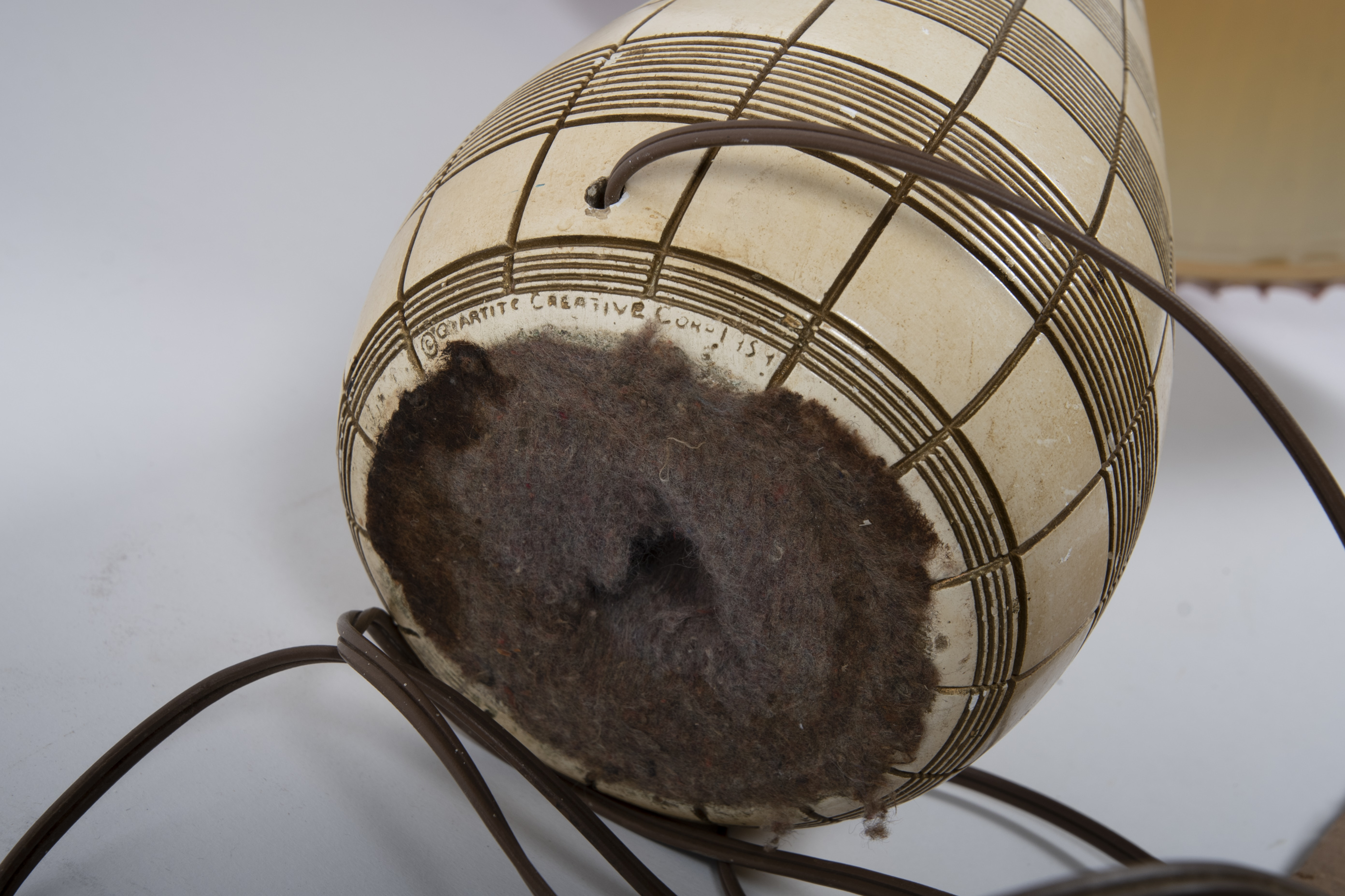 Vintage 1960 Quartite Creative Corp Textured Table Lamp