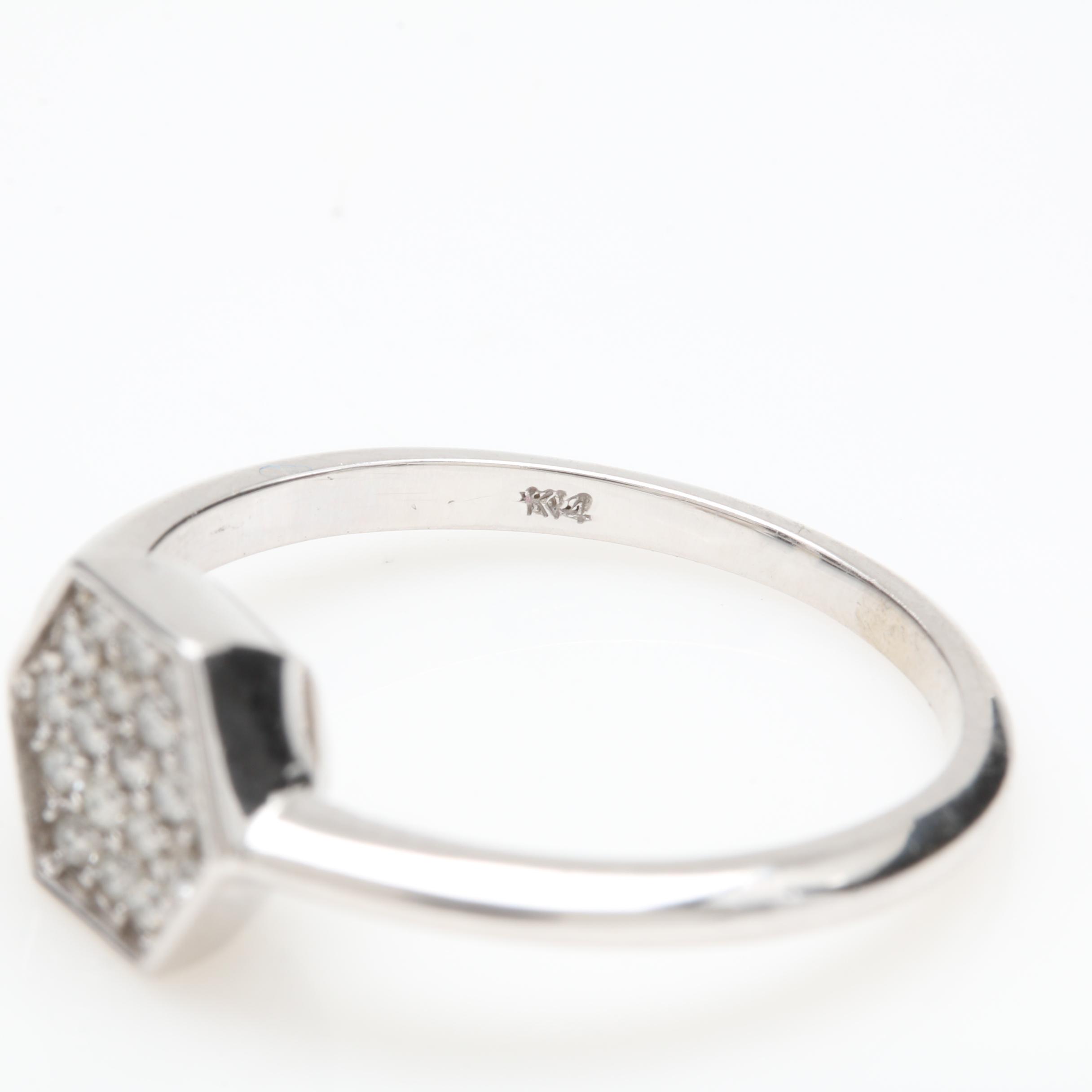 14K White Gold Diamond Ring