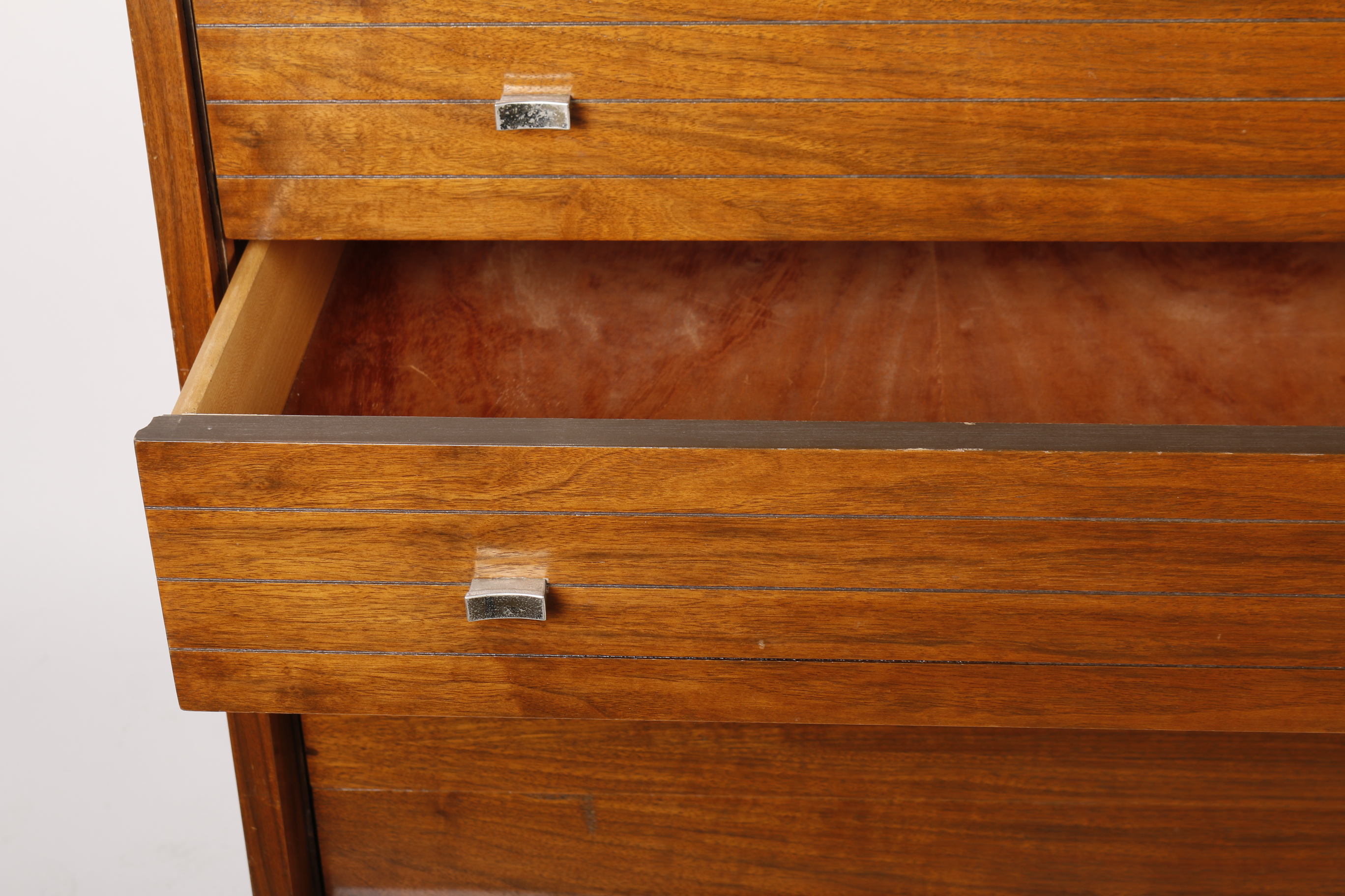 Mid Century Modern Chest of Drawers by Cavalier