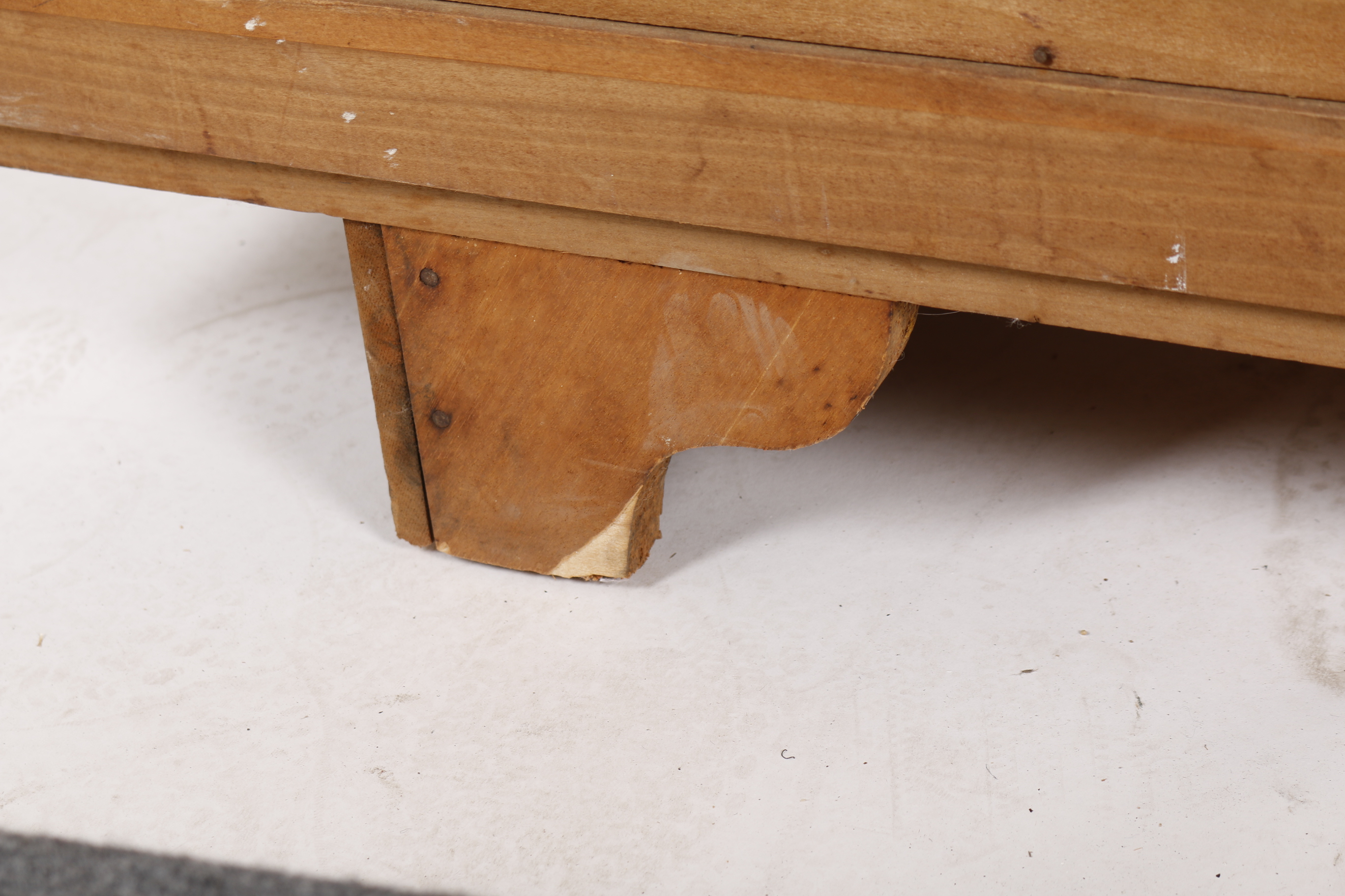 Mid Century Modern Chest of Drawers by Cavalier