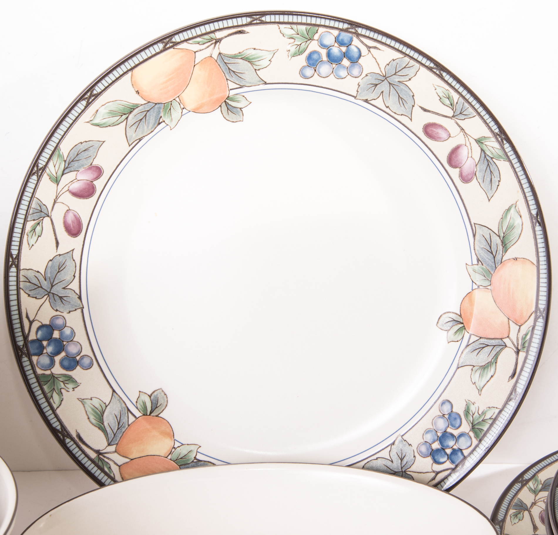Mikasa "Garden Harvest" Dinnerware