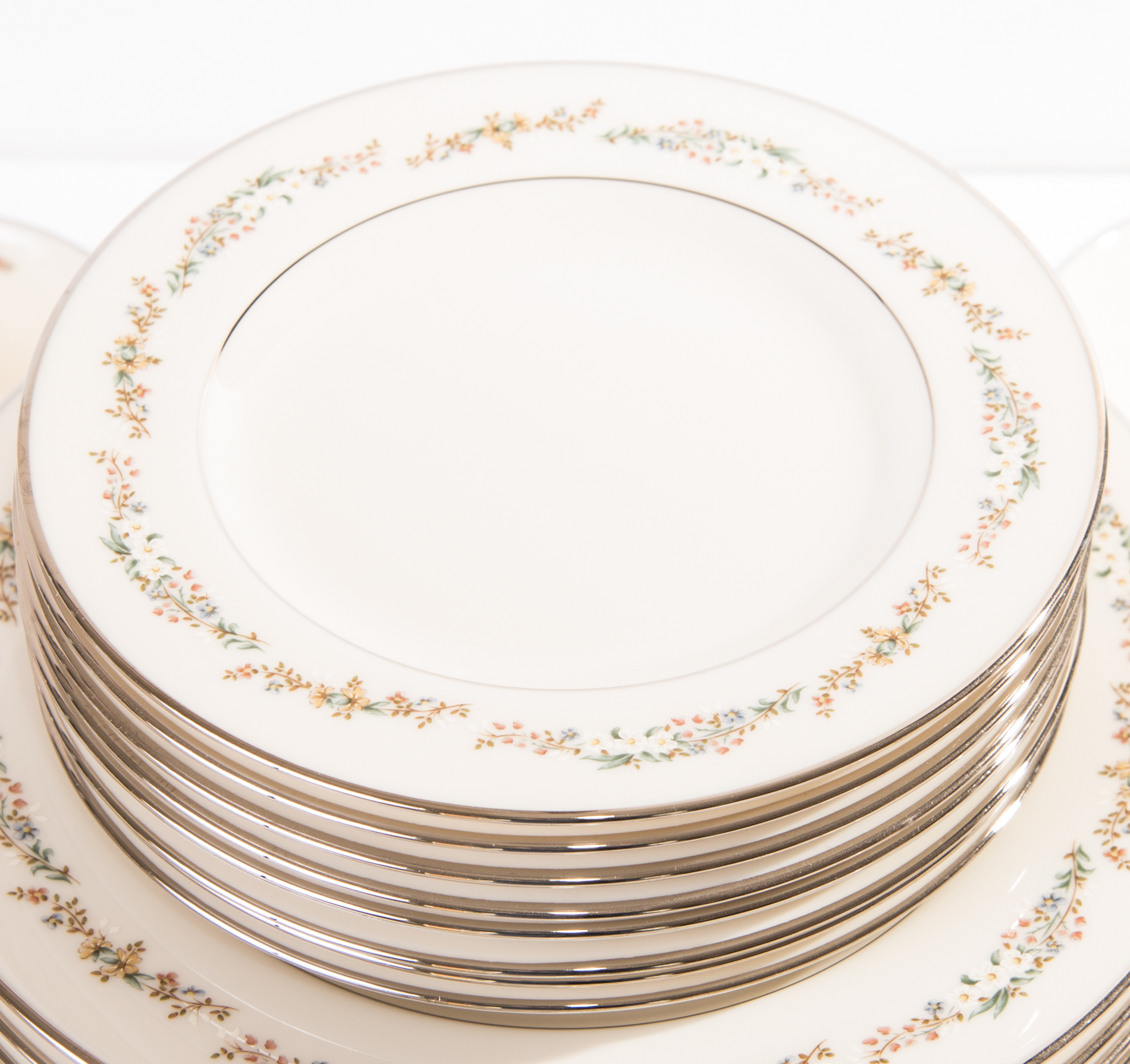 Gorham "Rondelle" Dinnerware