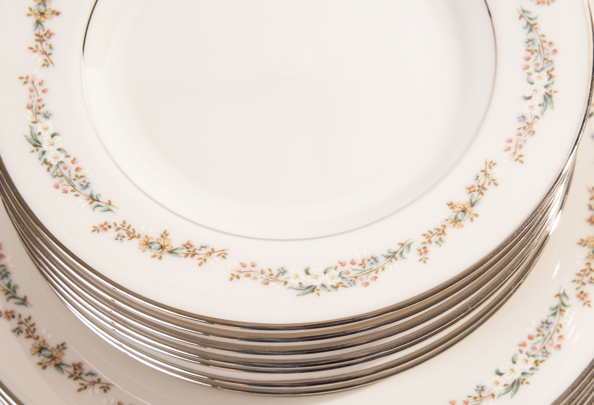 Gorham "Rondelle" Dinnerware