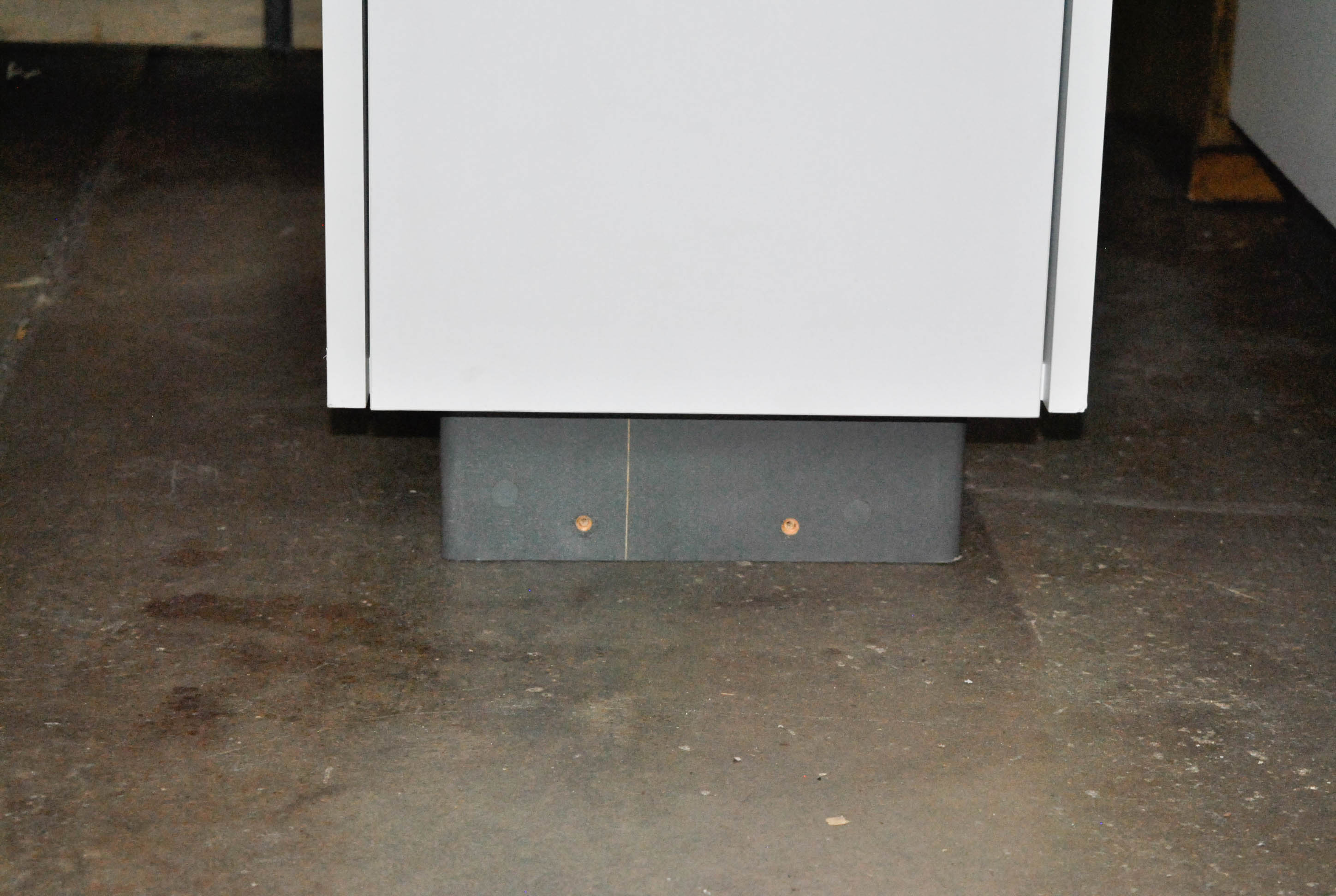 Retail Style Display Cabinet