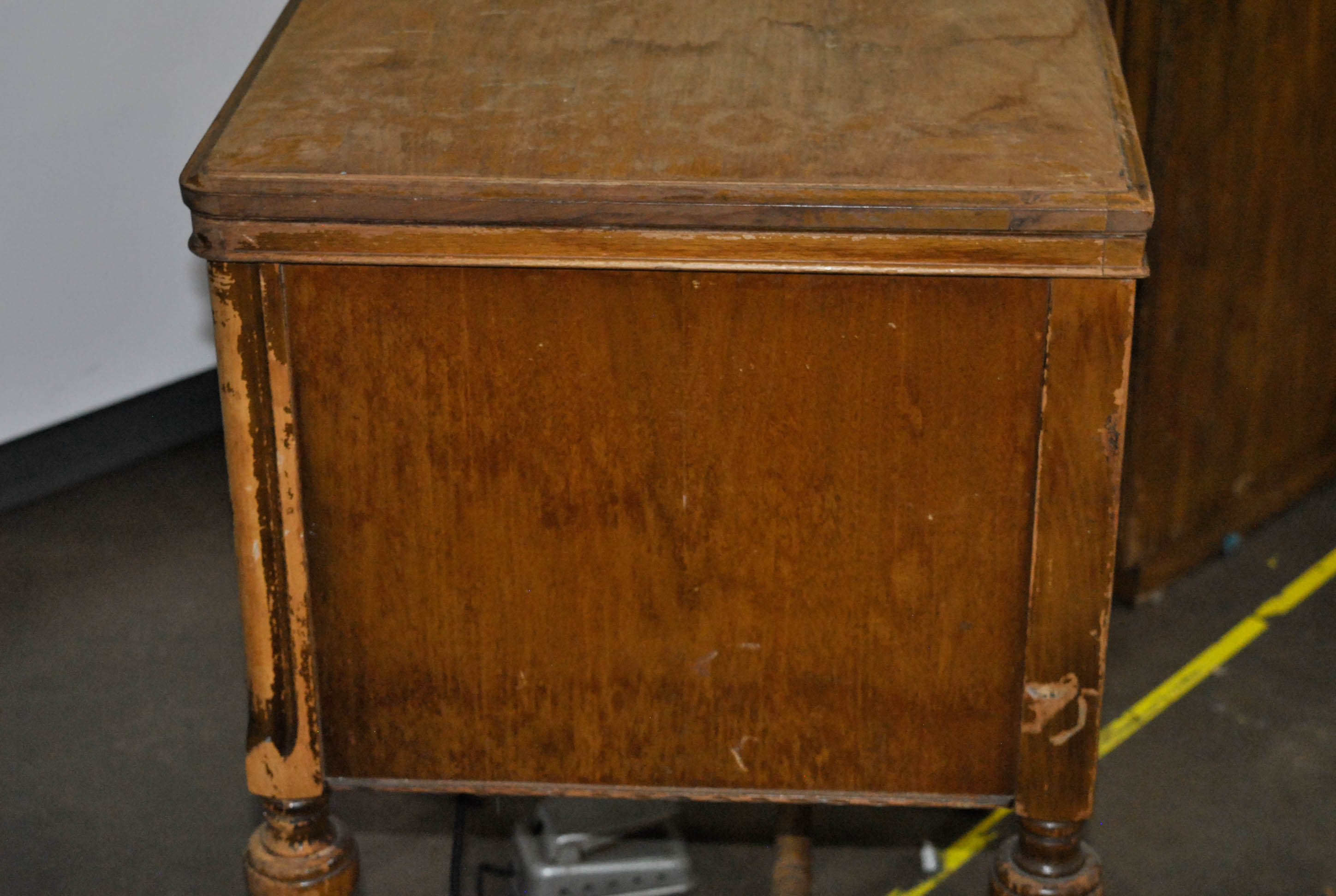 Vintage White Rotary Sewing Machine and Table