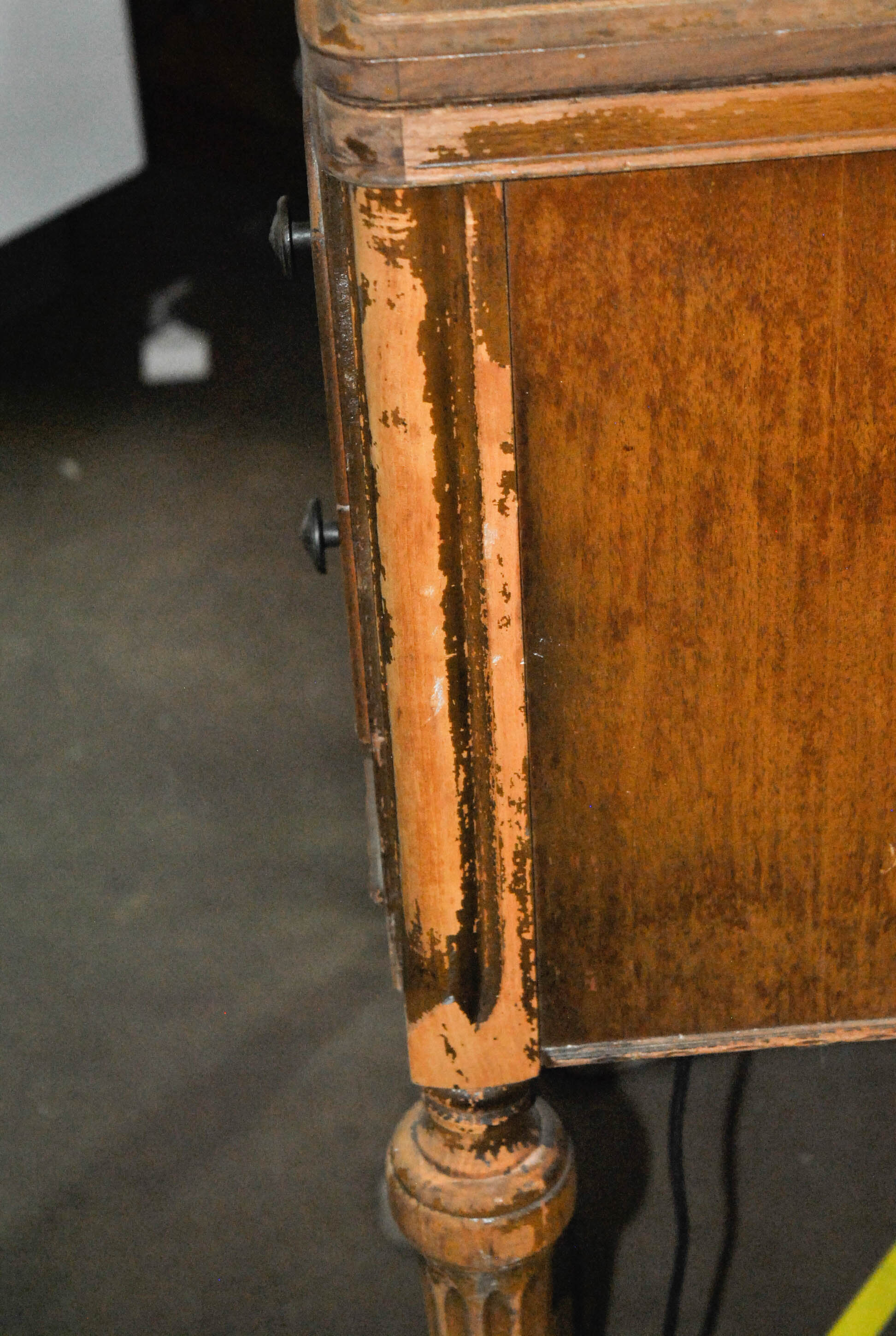 Vintage White Rotary Sewing Machine and Table