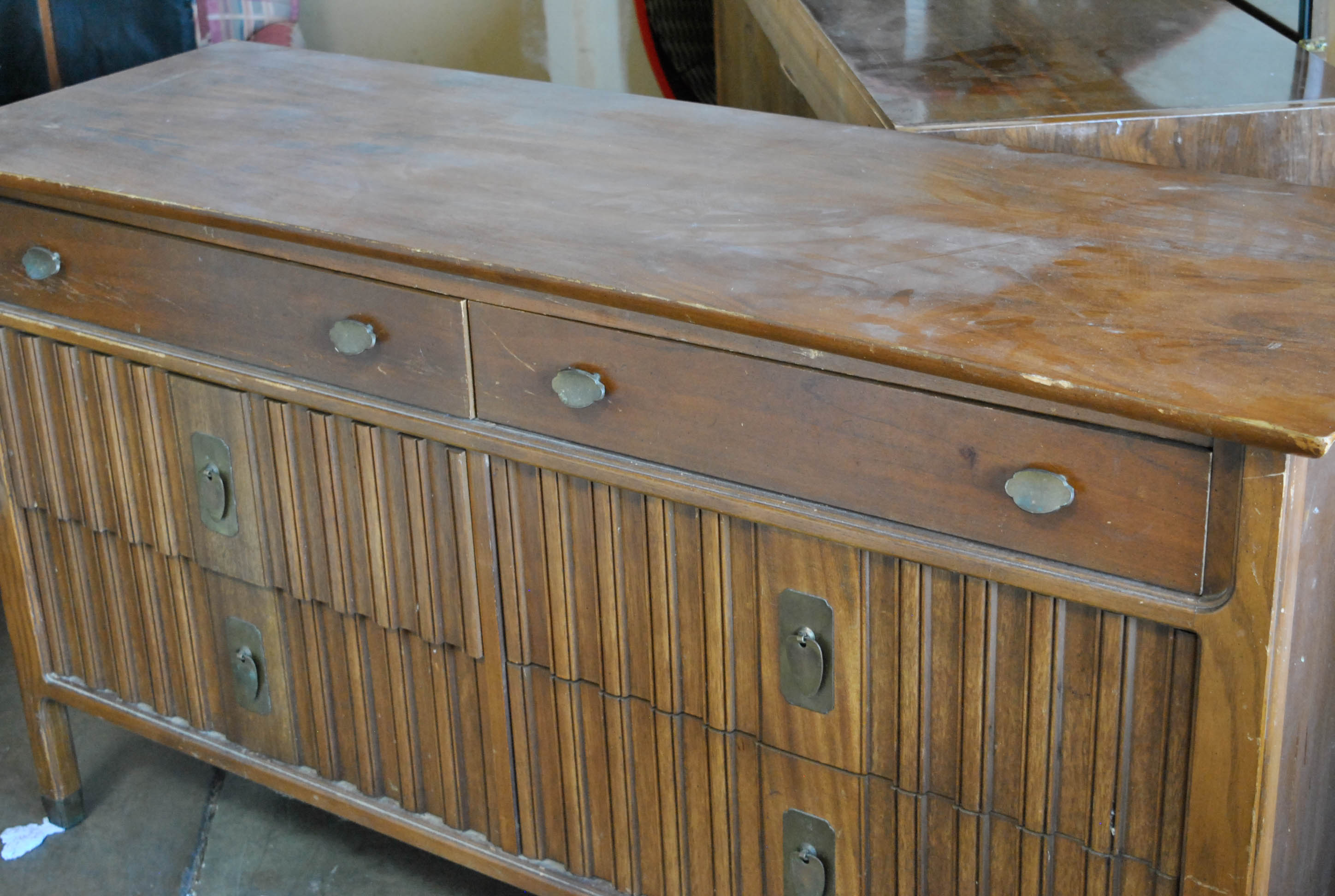 Mid Century Modern Dresser by Stanley Furniture