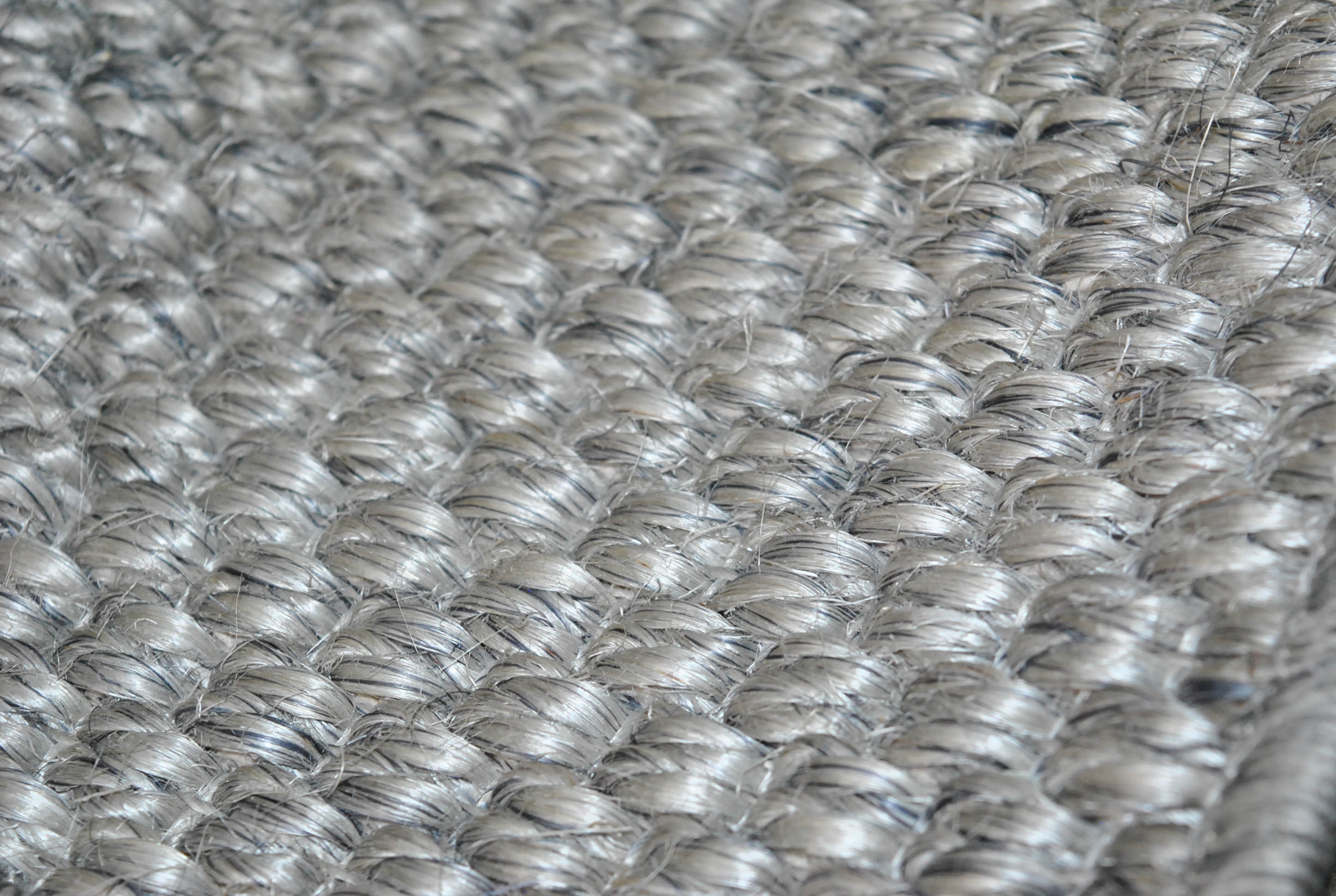 Pottery Barn Machine Made Silver Sisal Area Rug