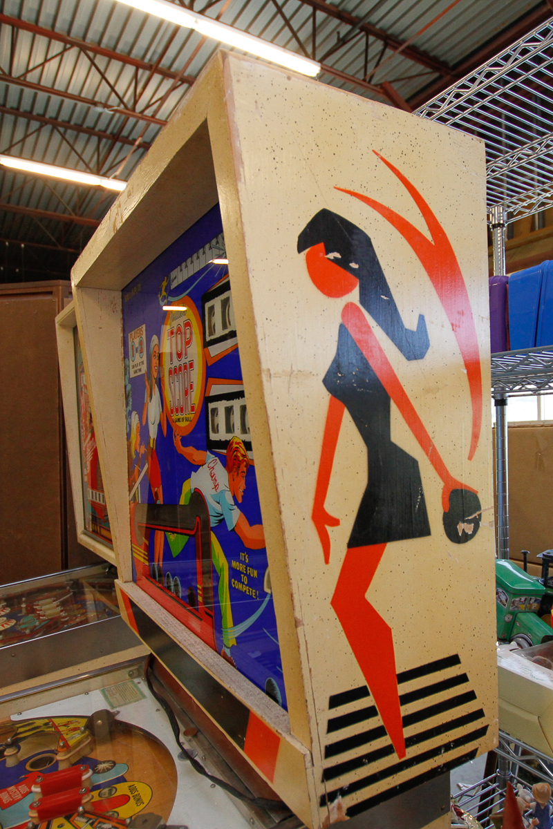 1975 Gottlieb Top Score Pinball Machine