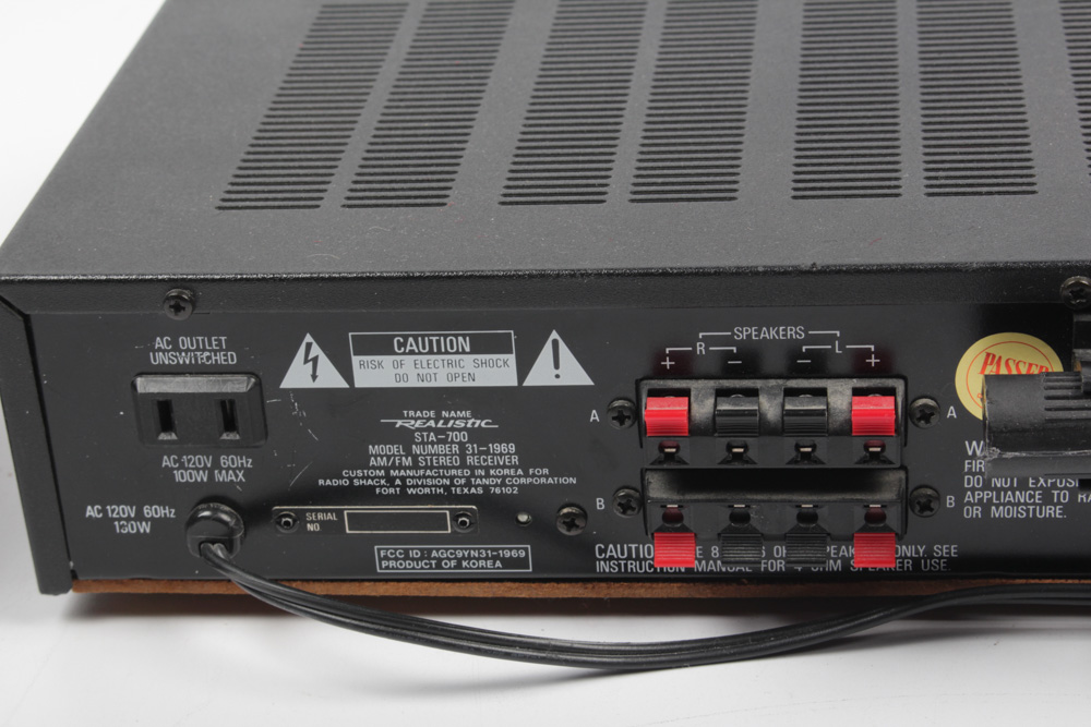 Realistic STA-700 Stereo Receiver and Minimus 7W Speakers