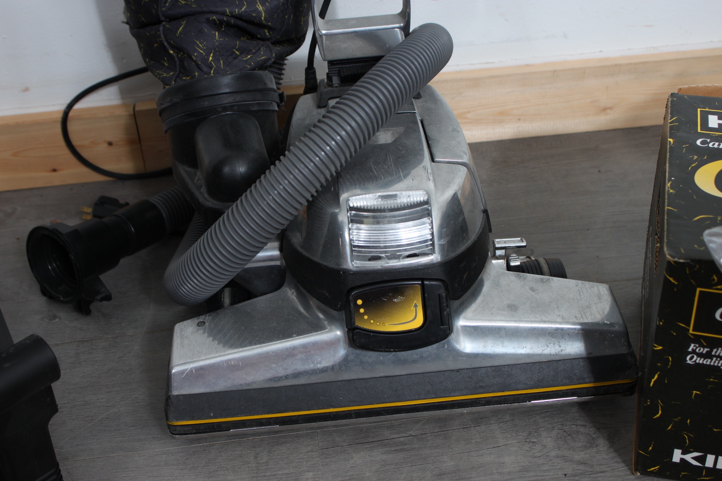 Kirby G Six Vacuum Cleaner with Carpet Shampoo System and Accessories