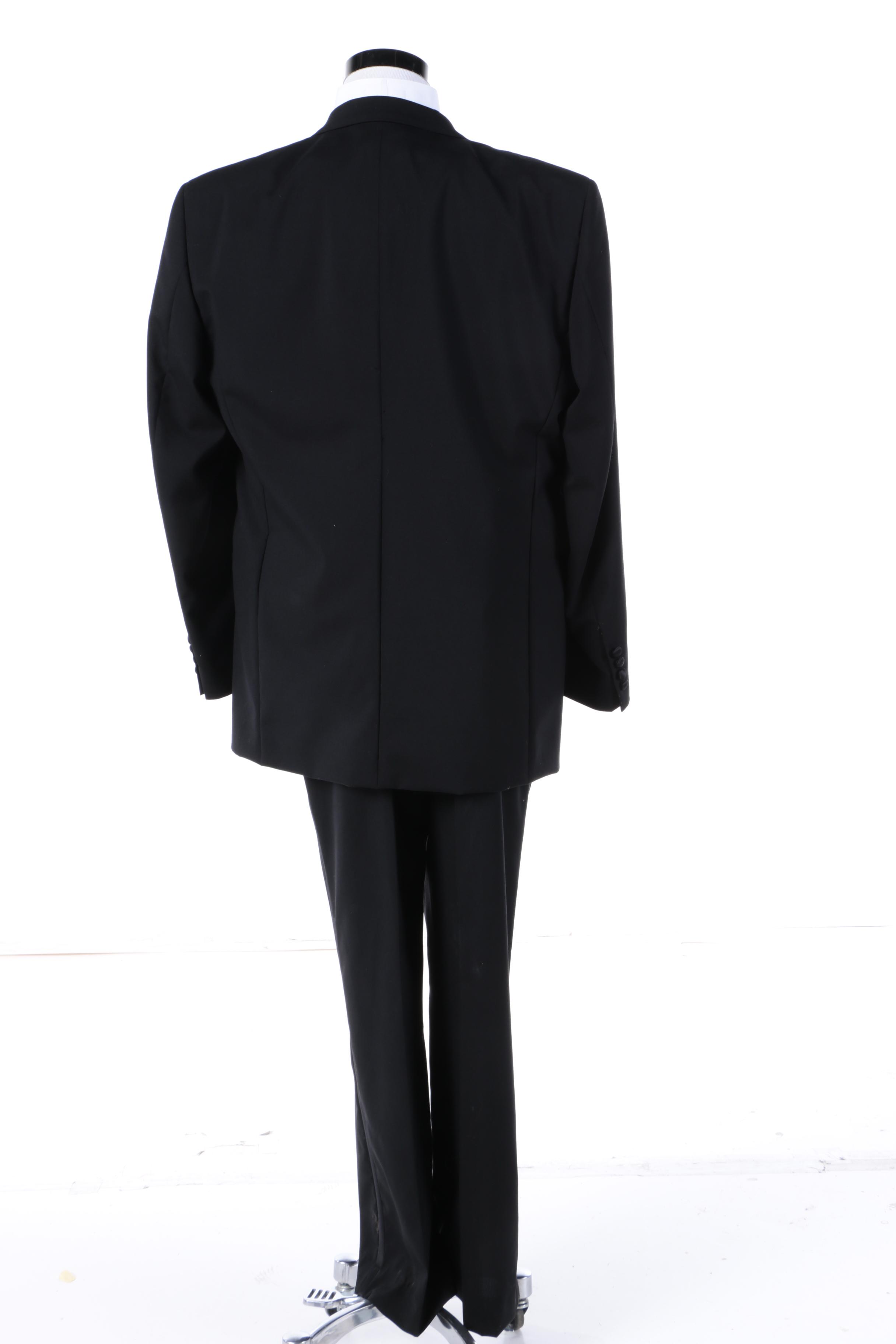 Men's Stafford Essentials Tuxedo and Formal Accessories