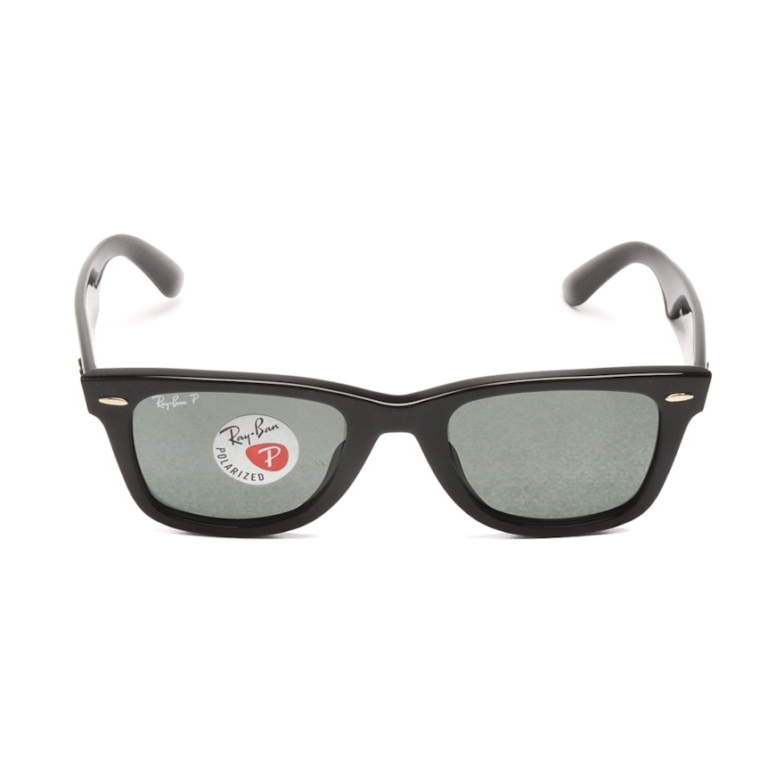 Ray-Ban Wayfarer Black Polarized Sunglasses